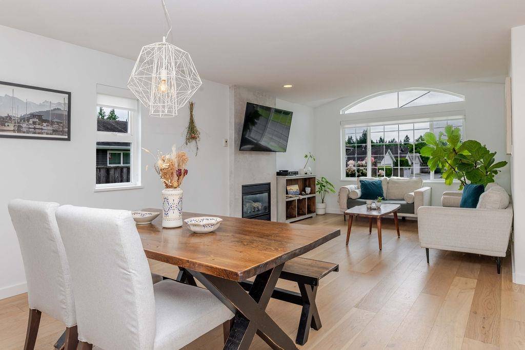 Gibsons, BC V0N 1V8,535 Shaw RD #27