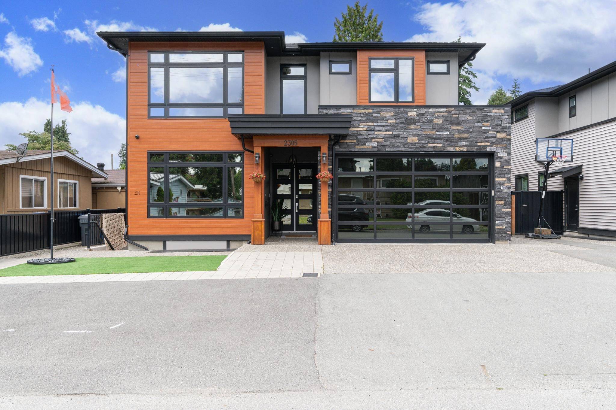 Abbotsford, BC V2T 3B8,2305 Lynden ST