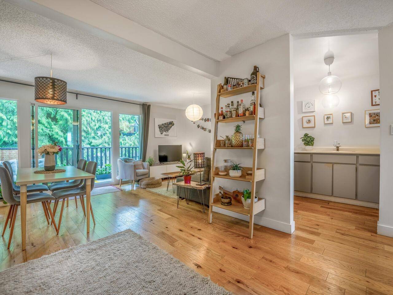 North Vancouver, BC V7J 3H4,1825 Purcell WAY #51