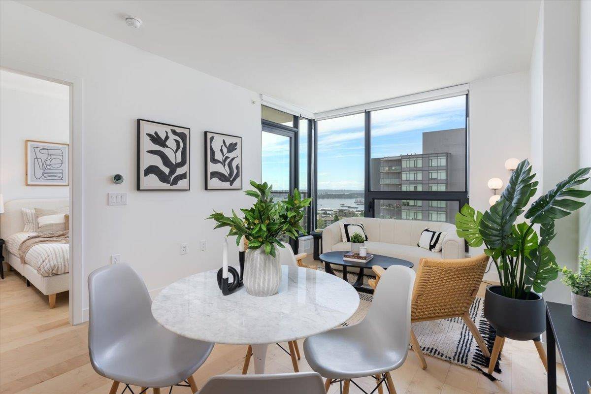 North Vancouver, BC V7L 0J8,135 E 13th ST #1104