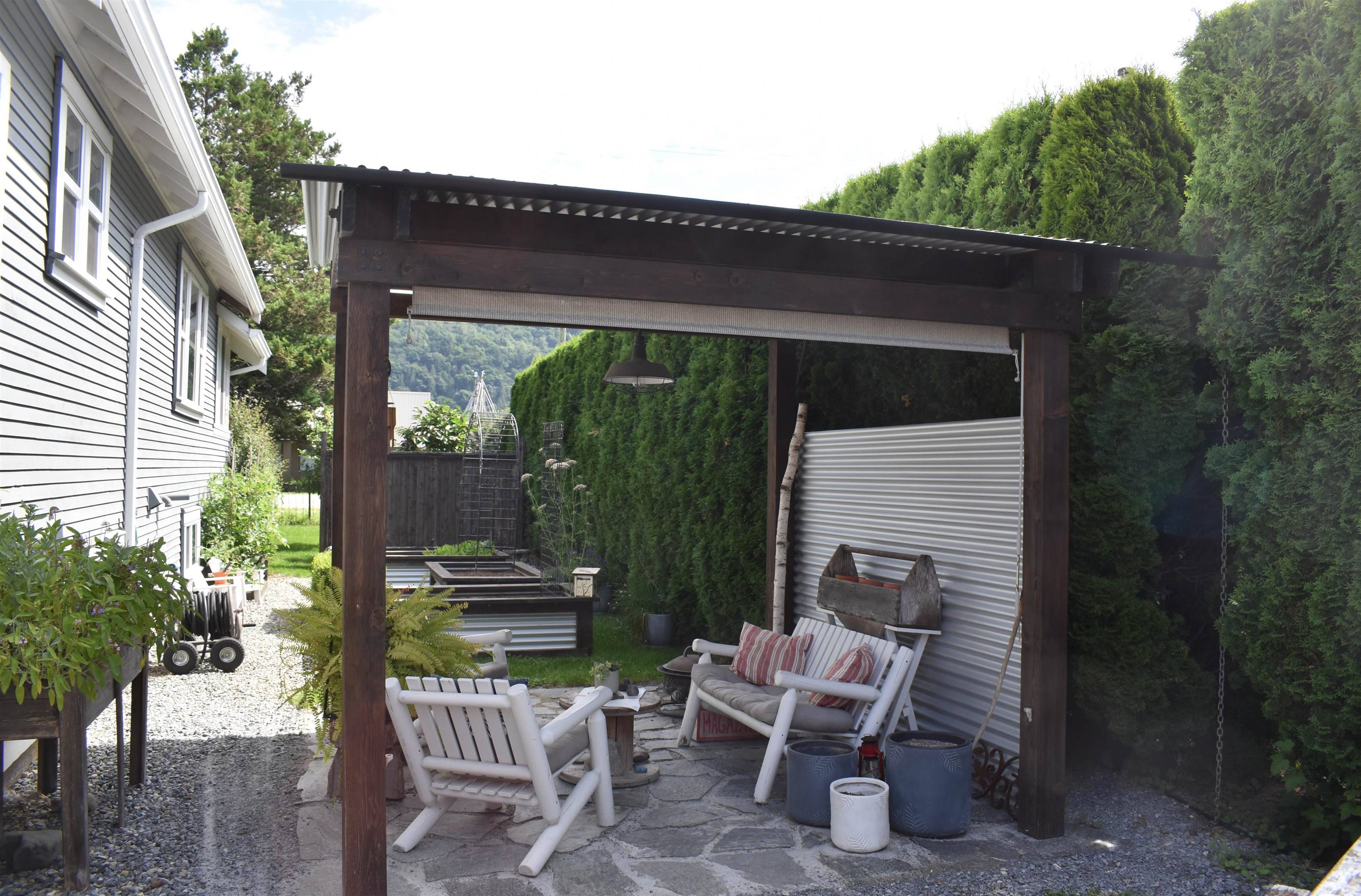 Agassiz, BC V0M 1A1,6872 Lougheed HWY