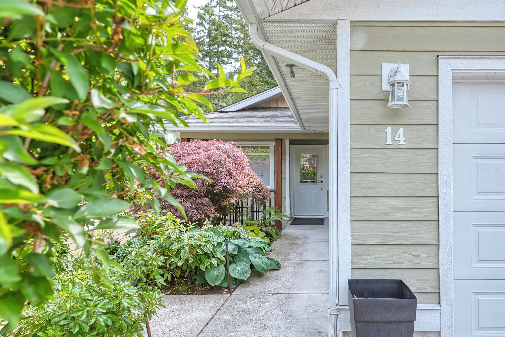 Madeira Park, BC V0N 2H1,12710 Lagoon RD #14