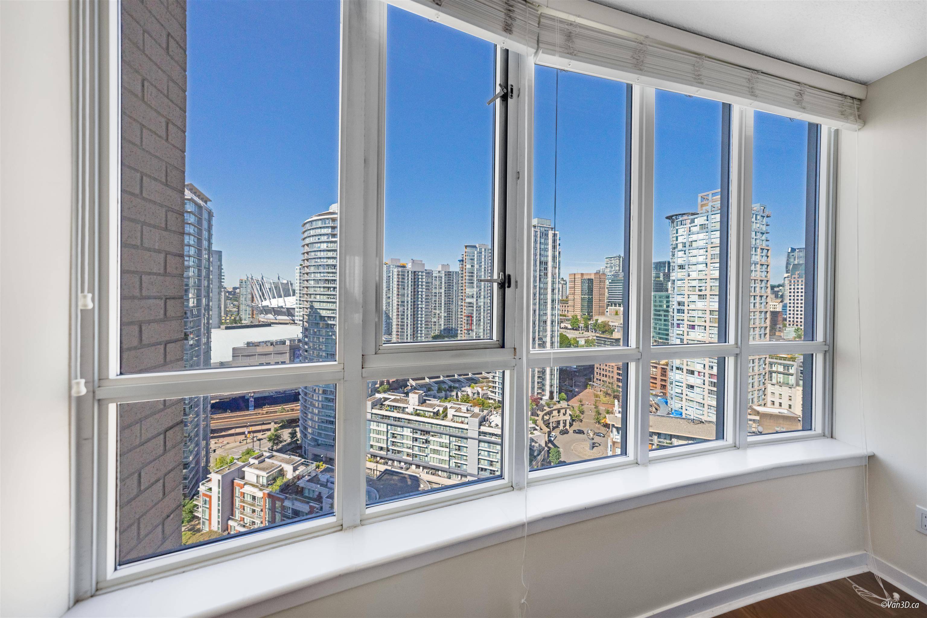 Vancouver, BC V6B 6N6,63 Keefer PL #2610