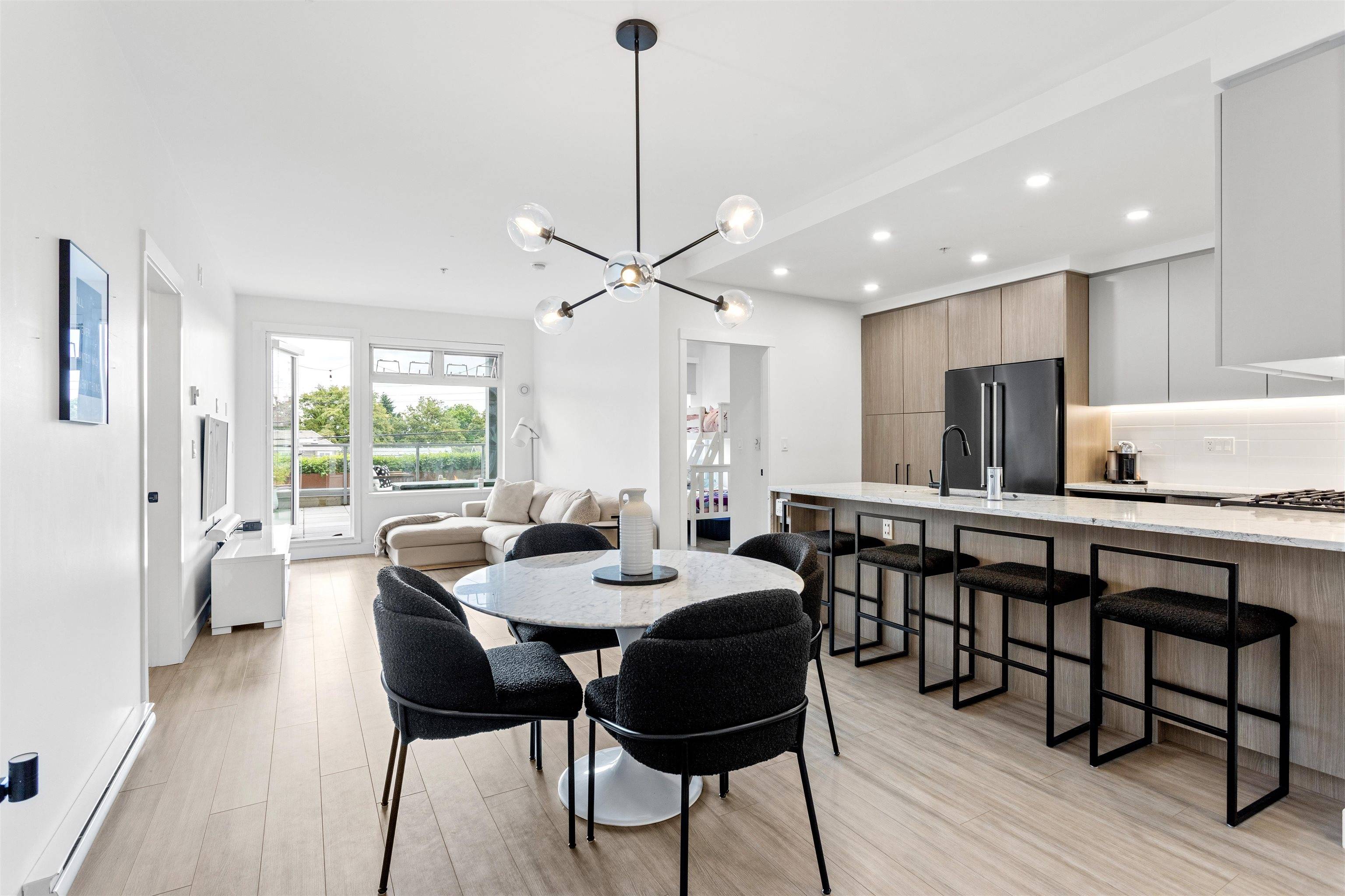 Vancouver, BC V5K 3G4,2408 Grant ST #201
