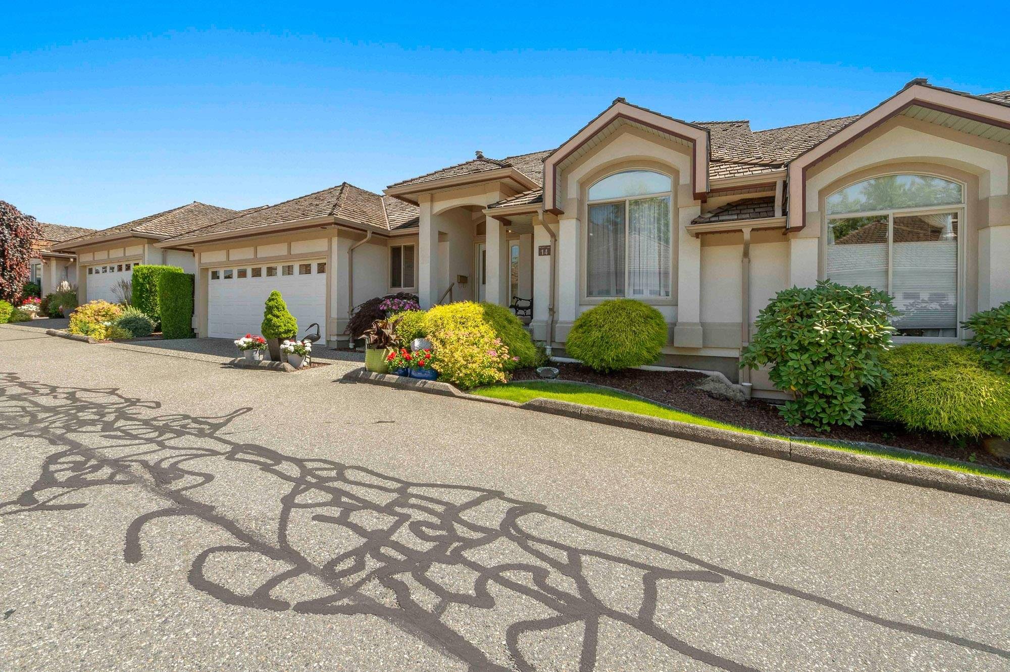 Abbotsford, BC V2T 6M8,30703 Blueridge DR #14