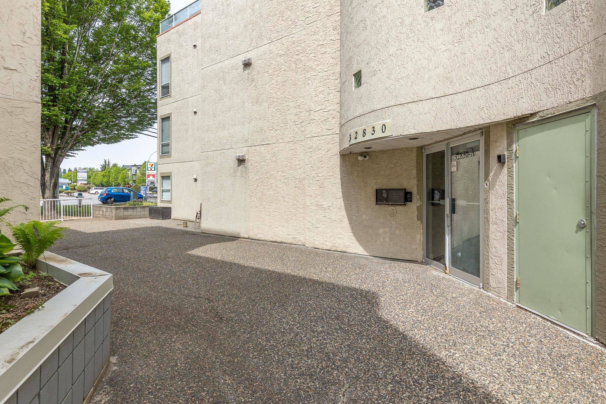 Abbotsford, BC V2S 7K1,32830 George Ferguson WAY #339