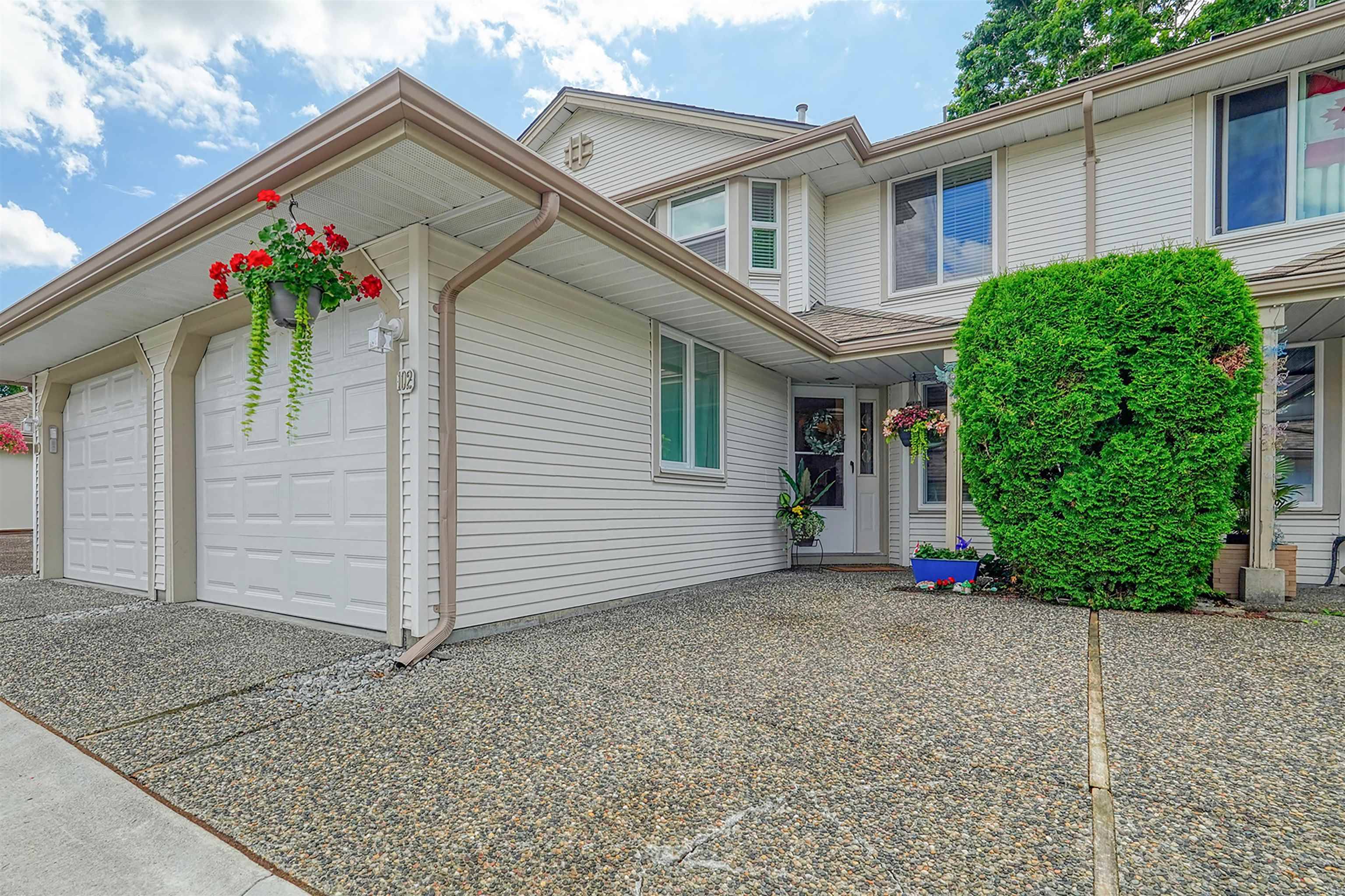 Langley, BC V1M 2E1,9045 Walnut Grove DR #102