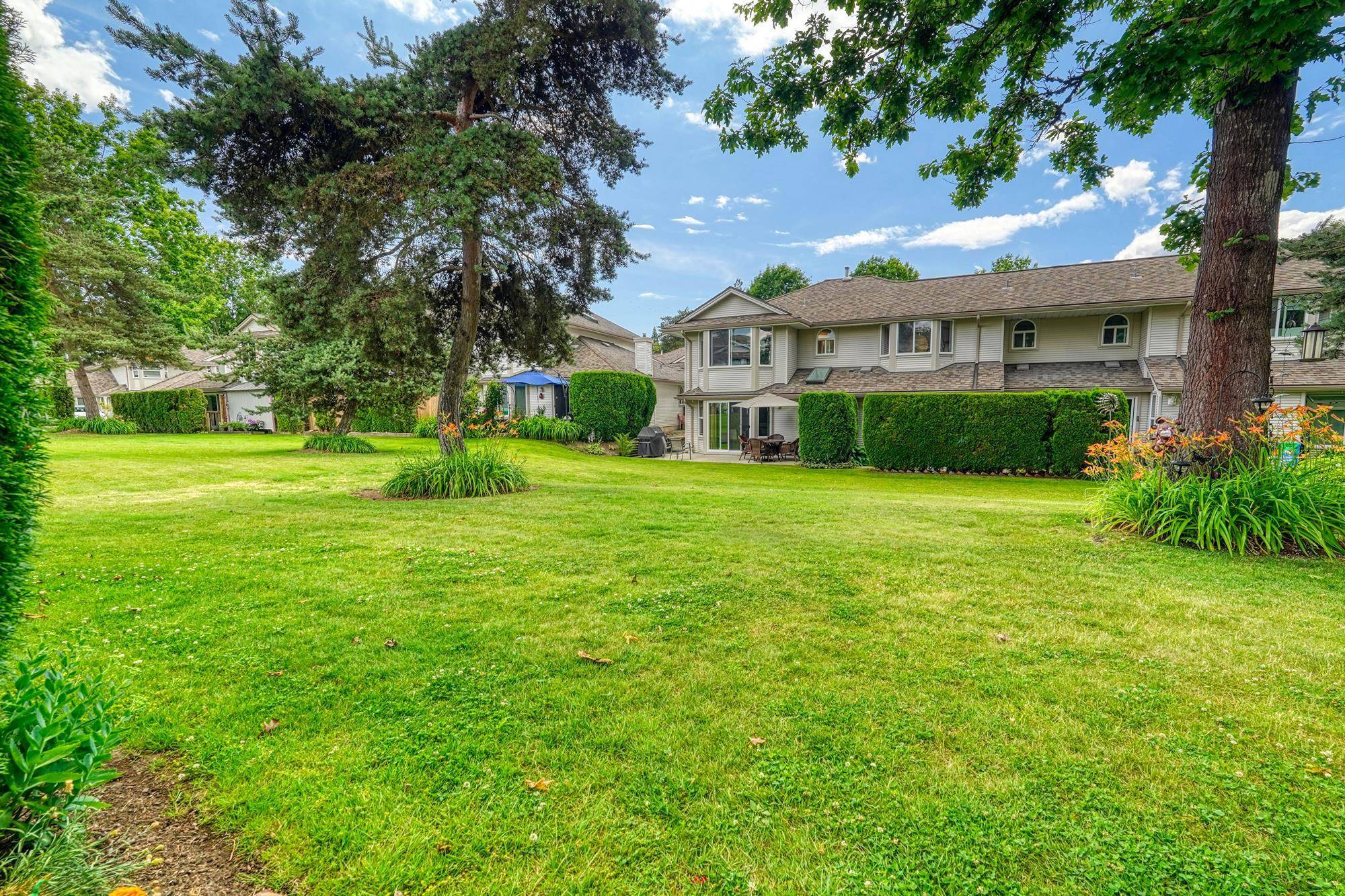 Langley, BC V1M 2E1,9045 Walnut Grove DR #102