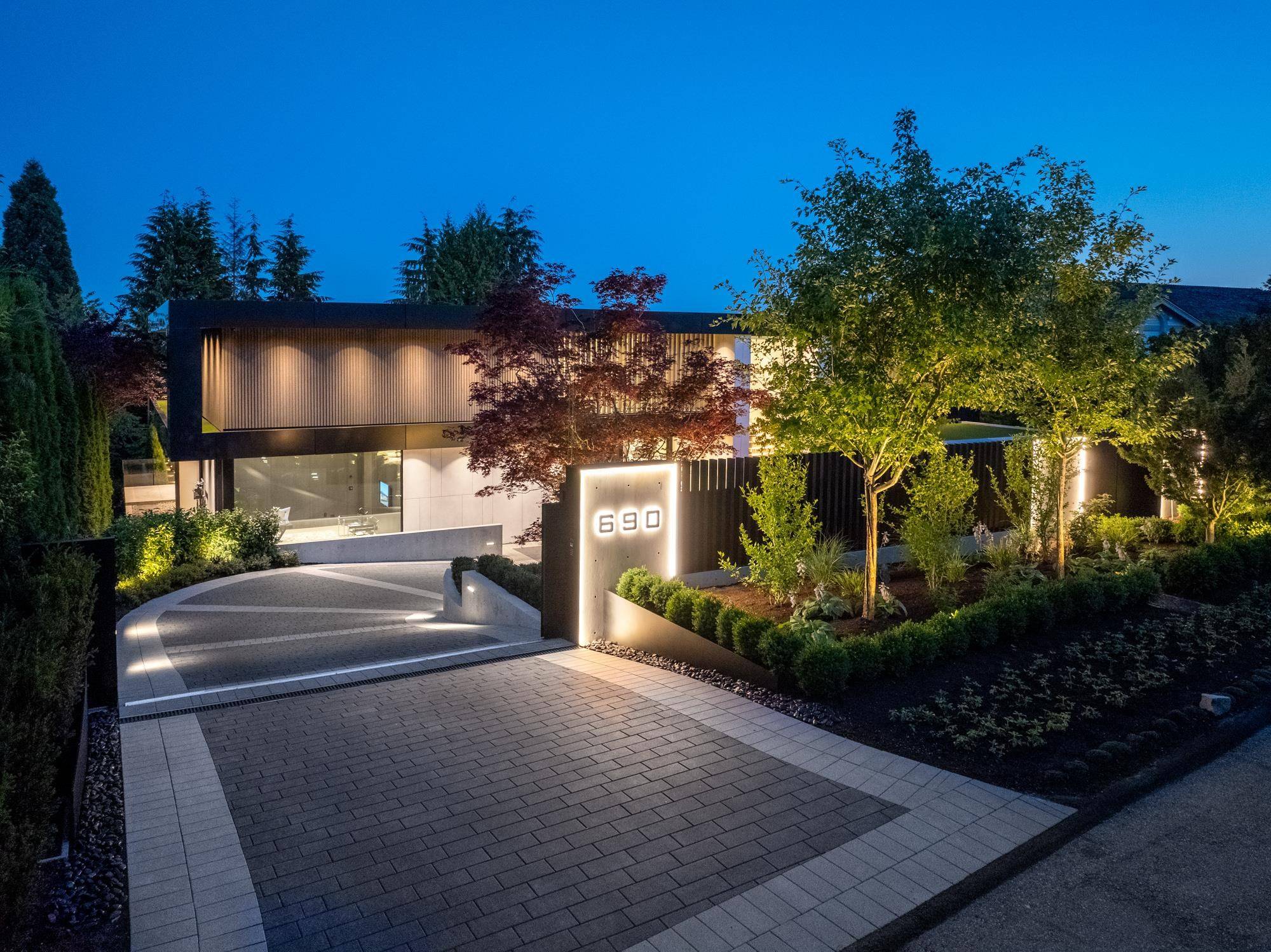 West Vancouver, BC V7S 1R6,690 Knockmaroon RD
