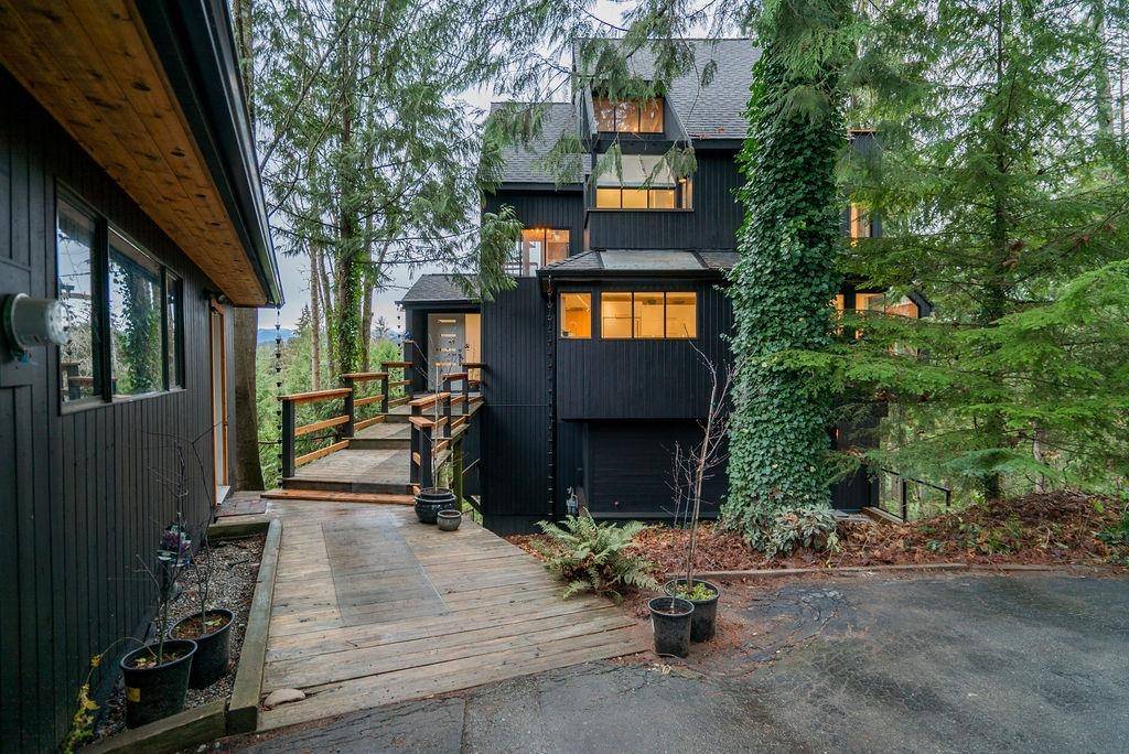 Maple Ridge, BC V4R 1L4,12680 Ansell ST