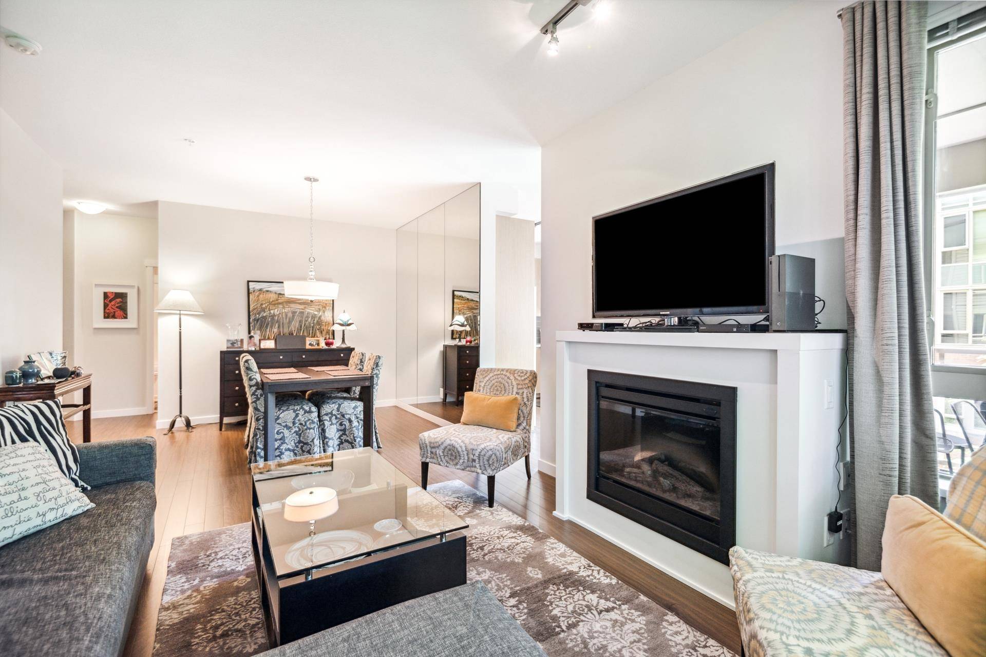 North Vancouver, BC V7M 0B4,119 W 22nd ST #311