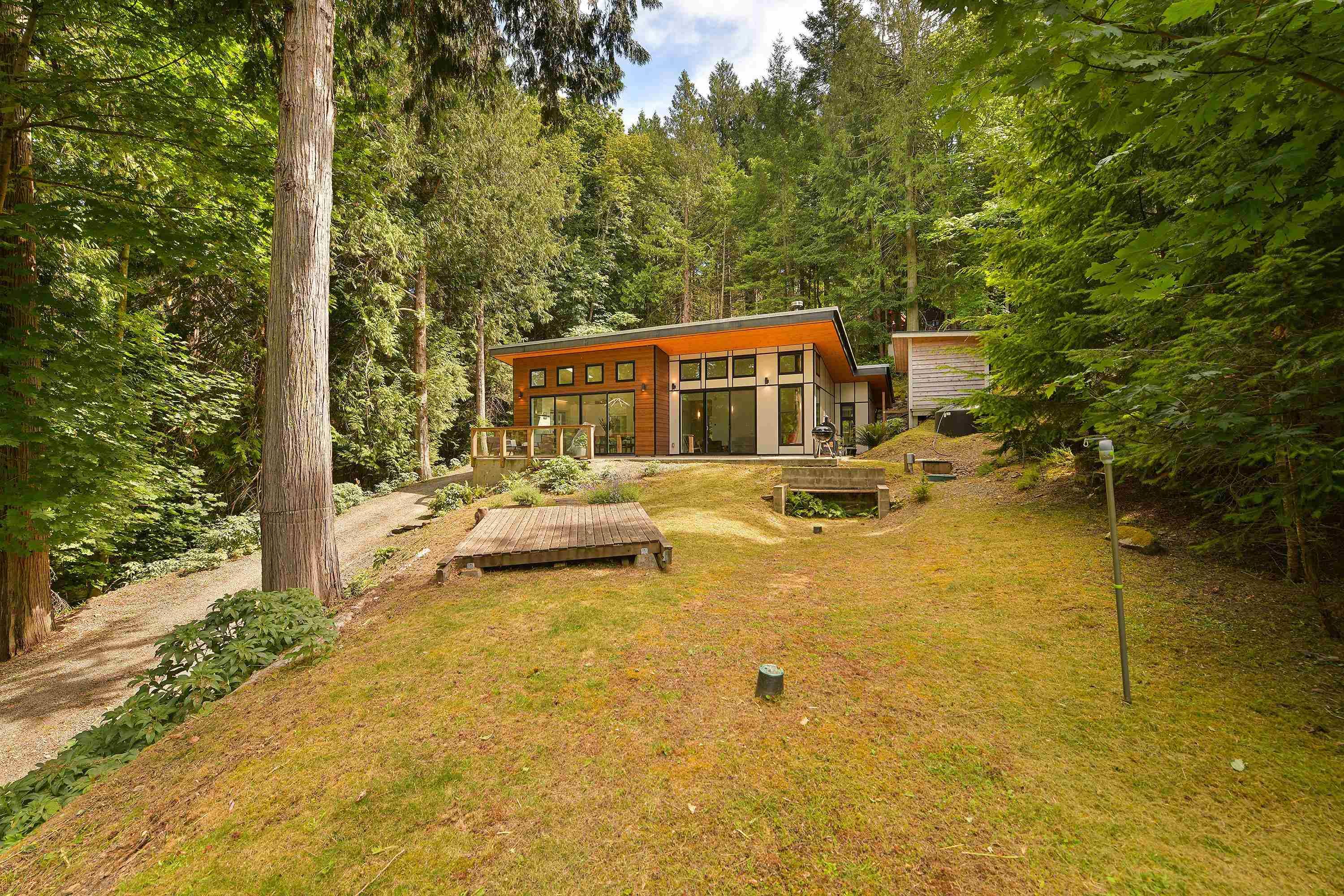 Mayne Island, BC V0N 2J2,240 Callaghan CRES
