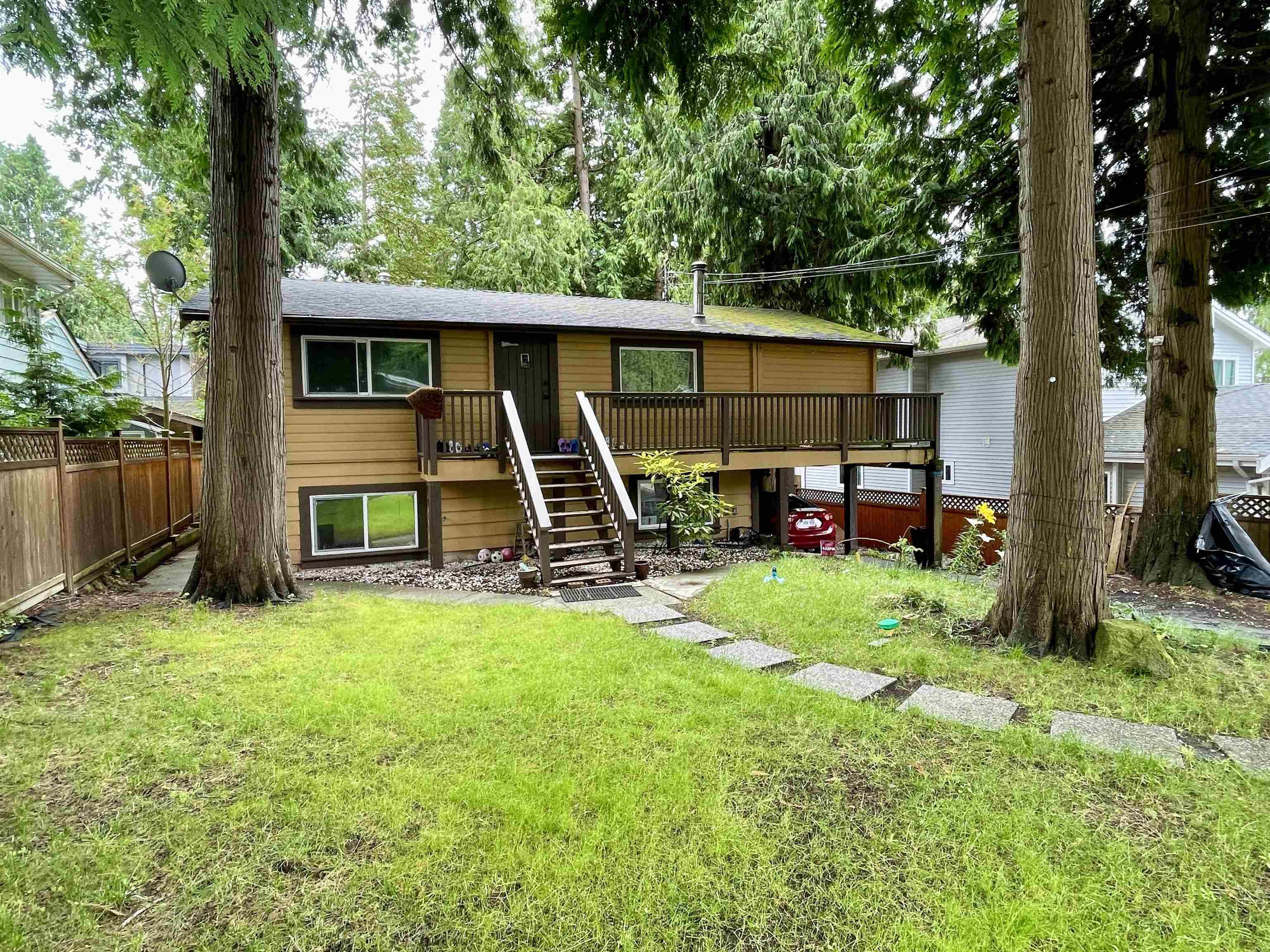 Surrey, BC V4A 1M1,12730 15a AVE