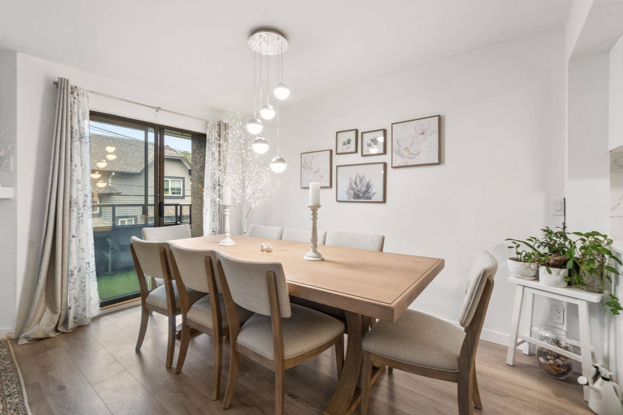 North Vancouver, BC V7L 3K5,2133 St. Georges AVE #23