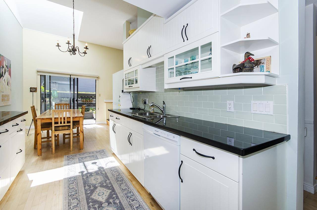 North Vancouver, BC V7G 2C9,2108 Panorama DR