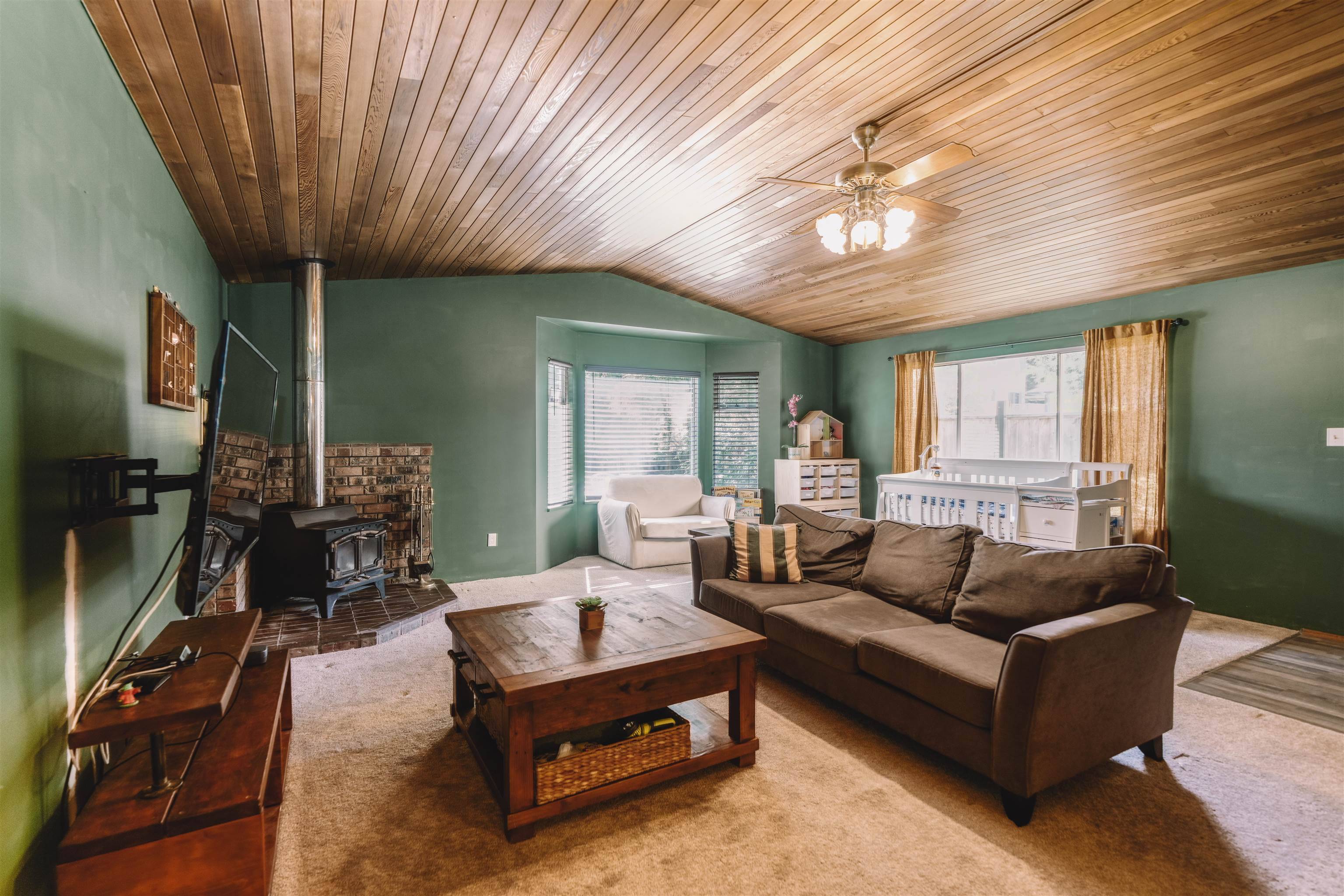Port Coquitlam, BC V3B 4P3,3320 Jervis ST