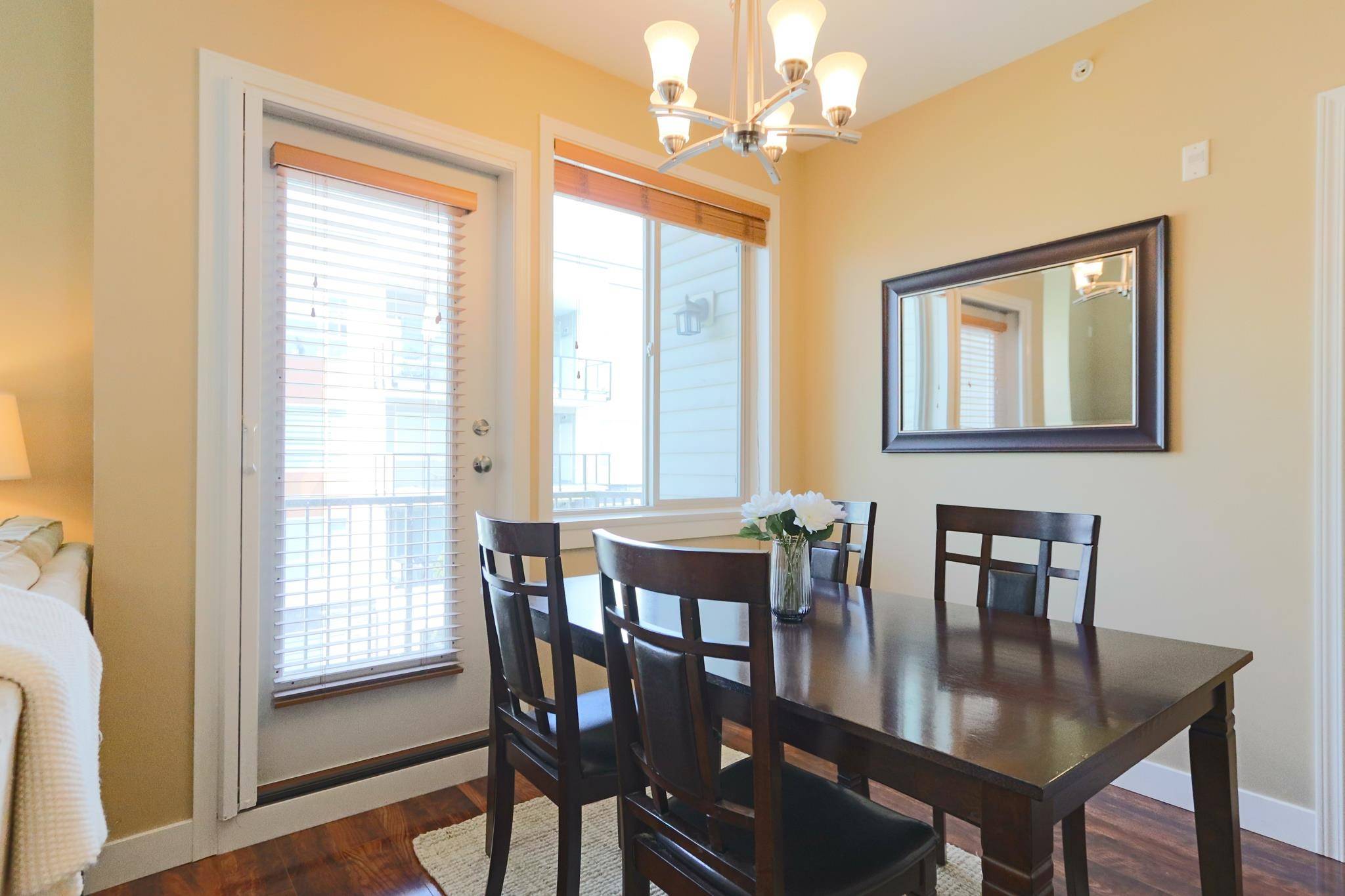 Maple Ridge, BC V2X 6P6,11887 Burnett ST #413