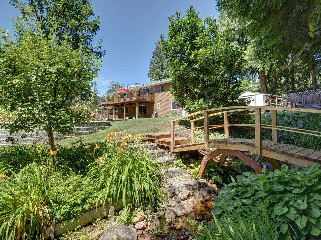 Roberts Creek, BC V0N 2W2,3187 Mossy Rock RD