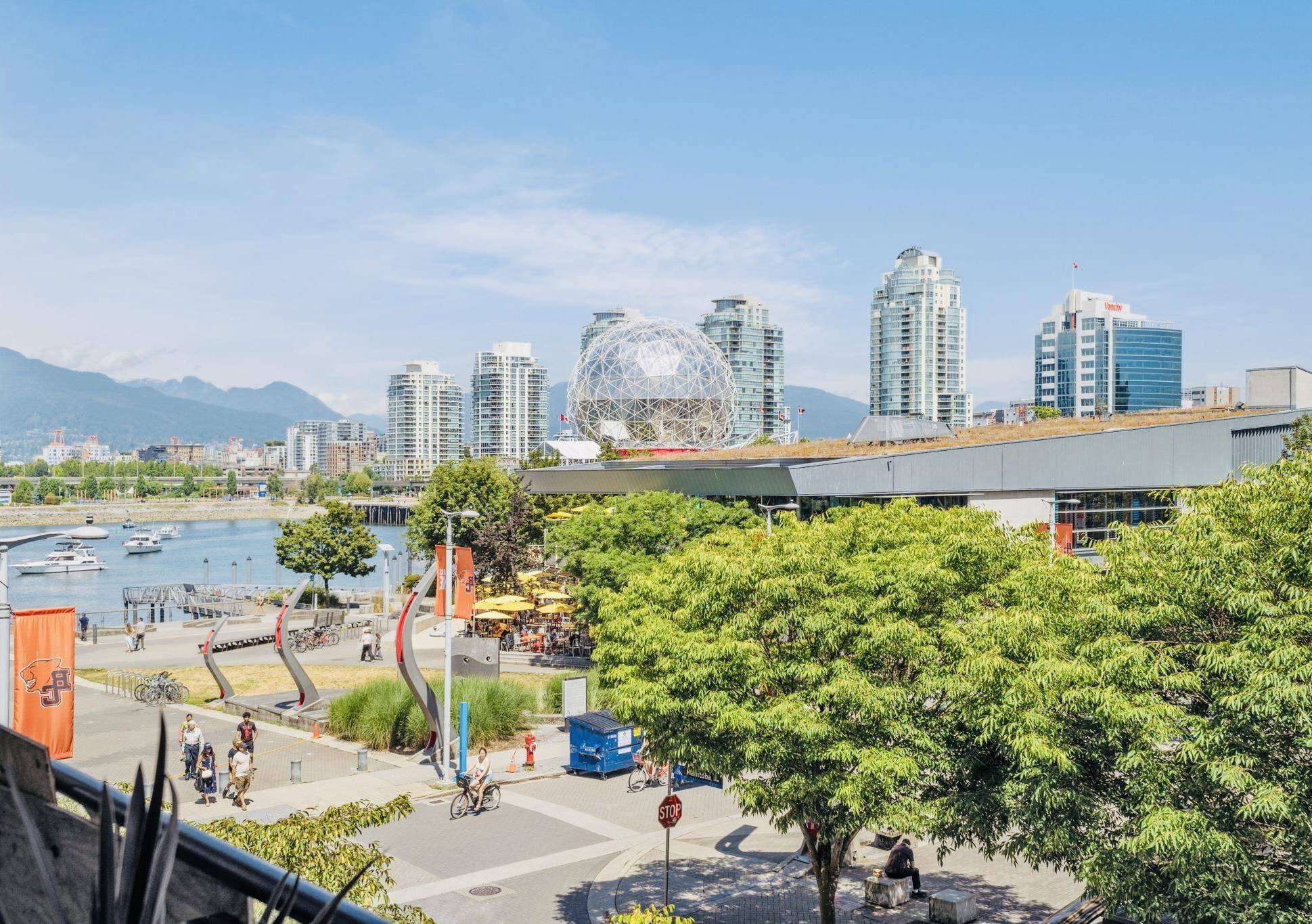 Vancouver, BC V5Y 0B8,1625 Manitoba ST #302