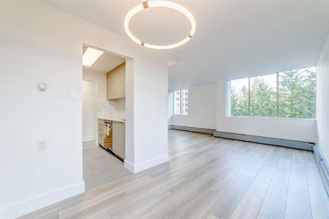 North Vancouver, BC V7P 3G8,2004 Fullerton AVE #1108