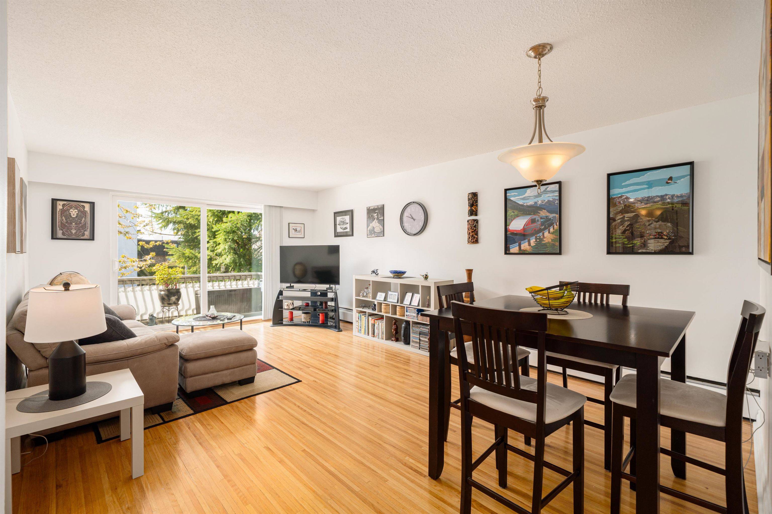 North Vancouver, BC V7M 1Z2,135 W 21st ST #113