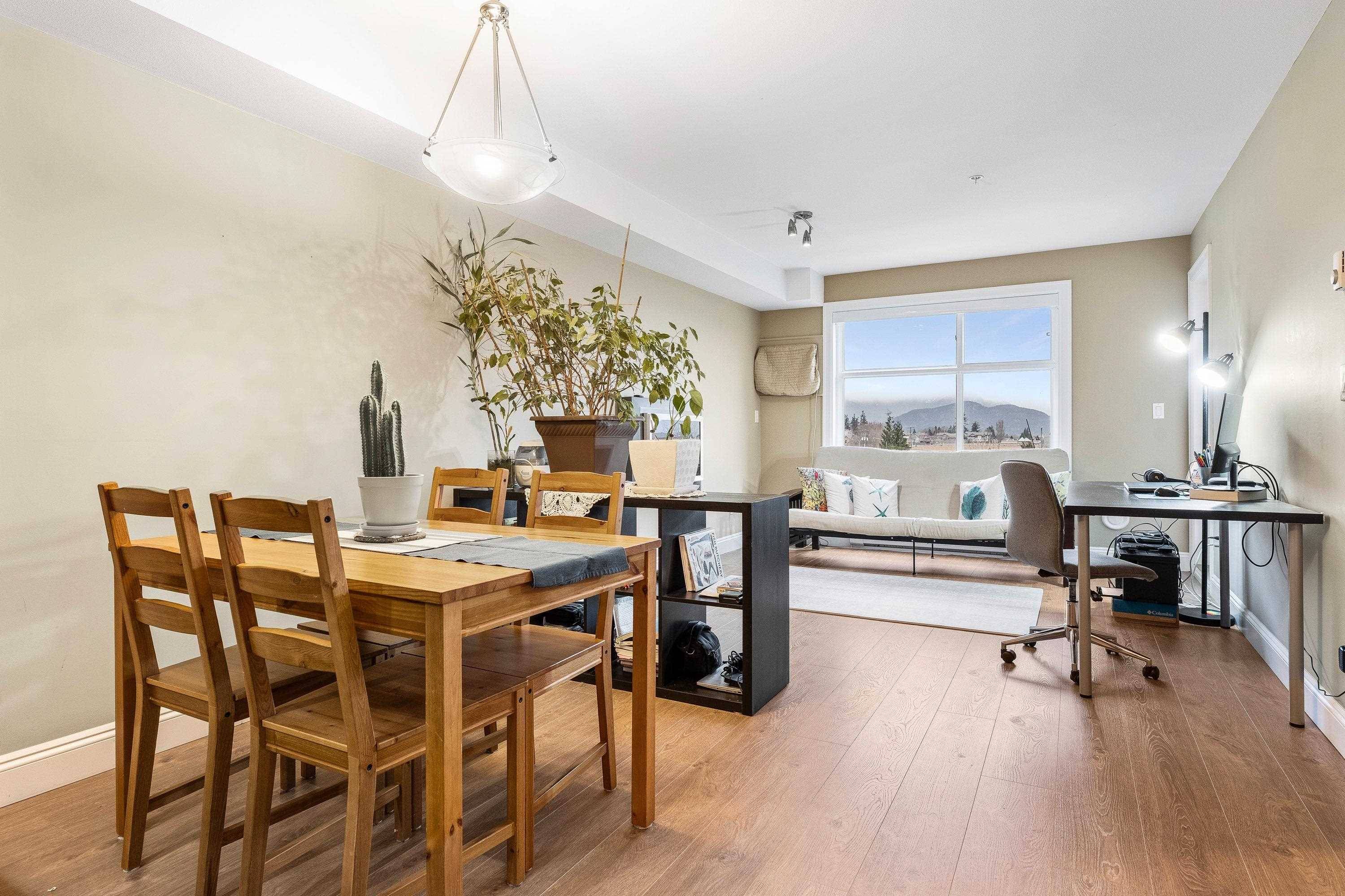 Chilliwack, BC V2R 0P8,45640 Alma AVE #312