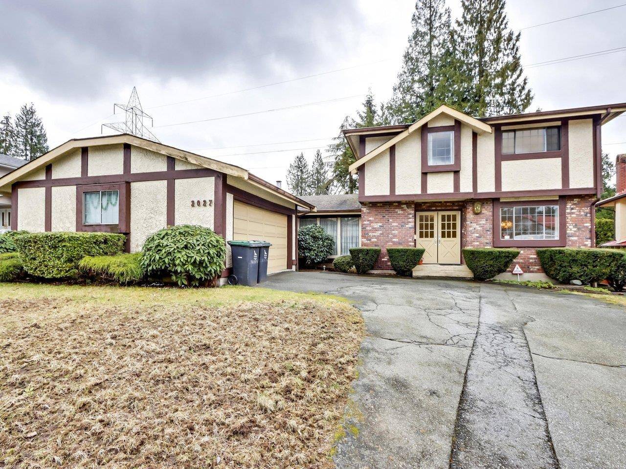 North Vancouver, BC V7J 3M9,2027 Kirkstone RD