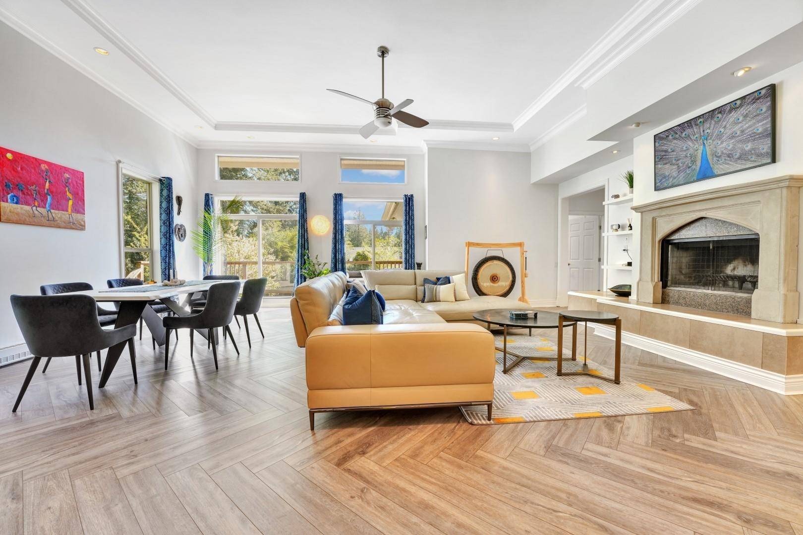 Bowen Island, BC V0N 1G1,1321 Hillcrest RD