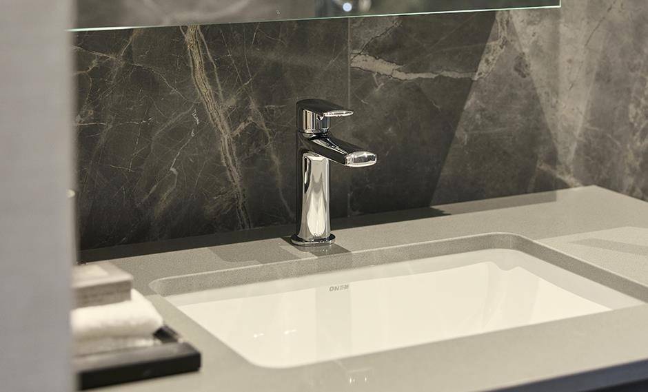 Burnaby, BC V5H 2P4,5860 Olive AVE #1704