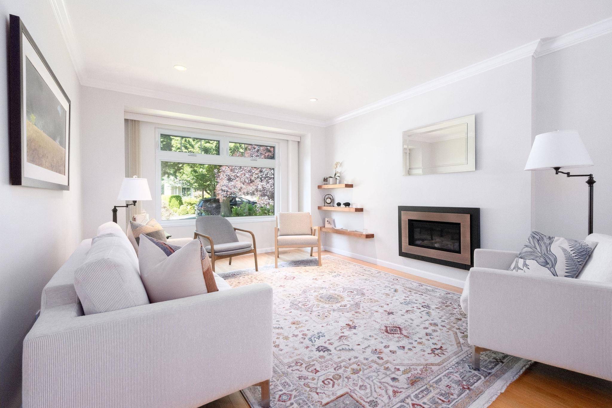 North Vancouver, BC V7G 2H7,1504 Jubilee CT