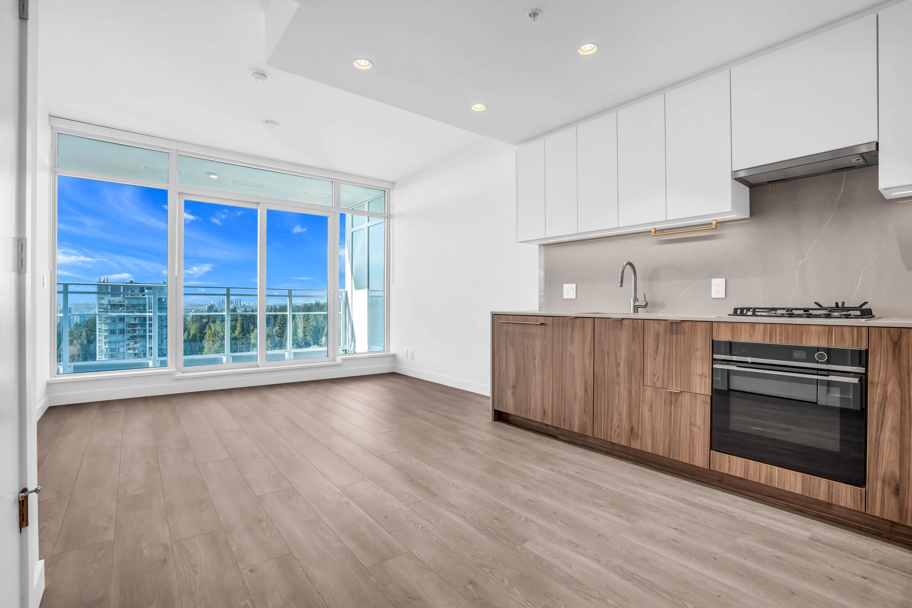 Coquitlam, BC V3J 0R5,505 Nelson ST #1605