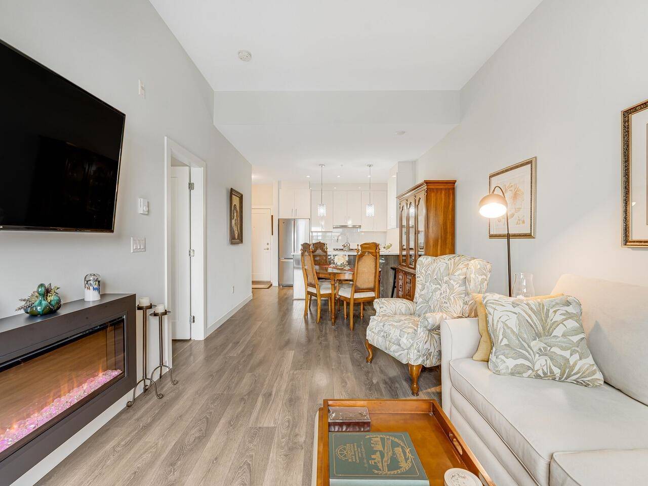 Langley, BC V2Y 0Y5,20829 77a AVE #513