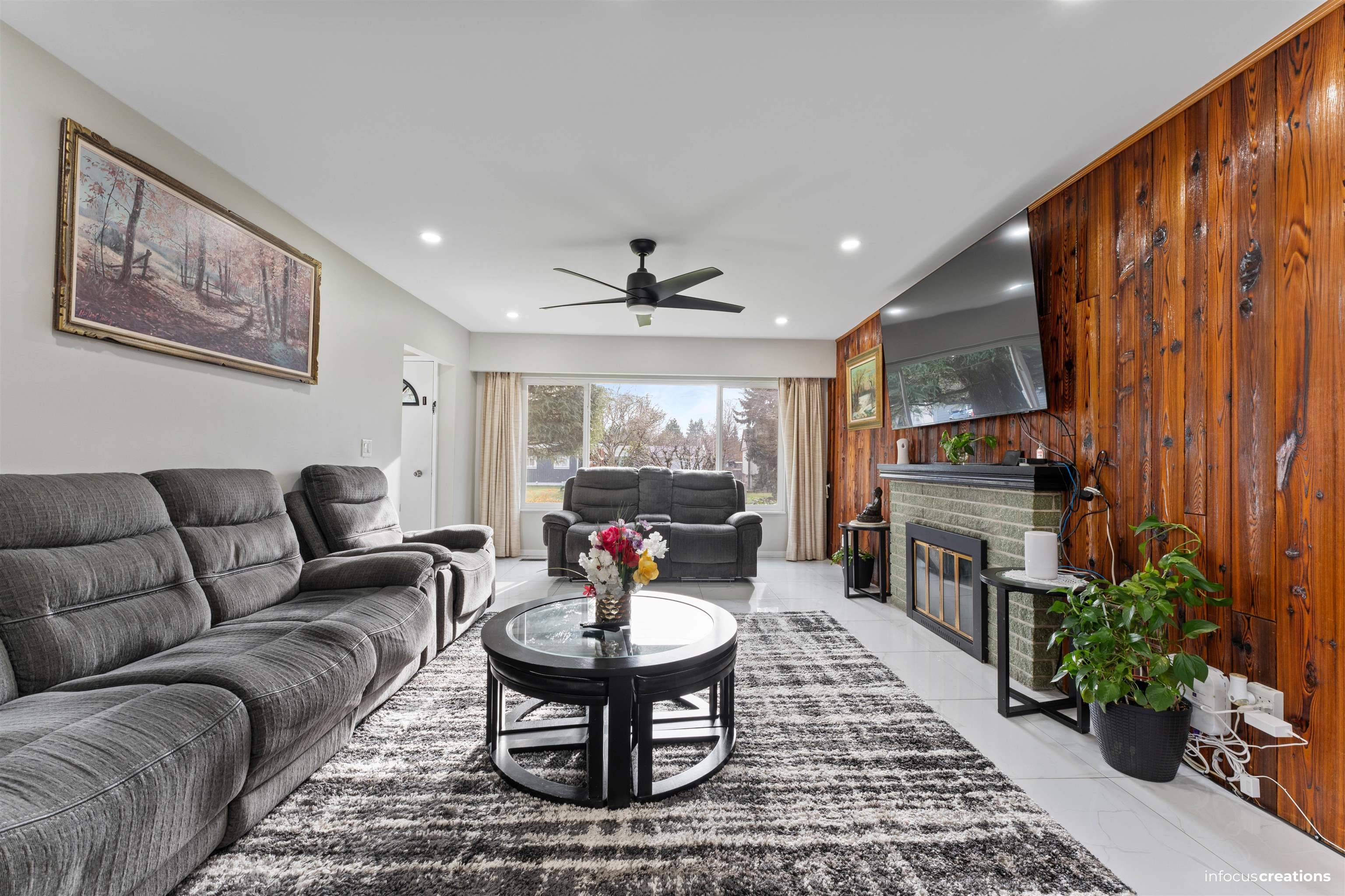 Maple Ridge, BC V2X 3B7,21957 Acadia ST