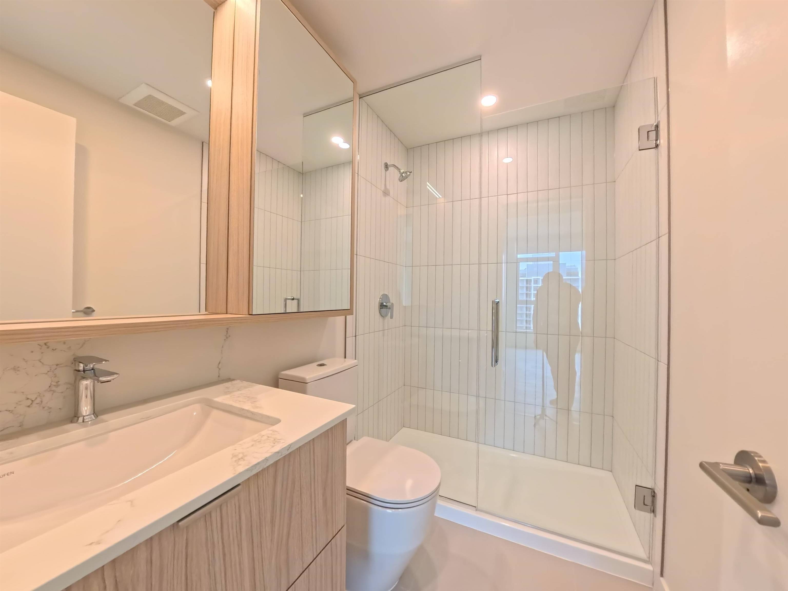 Coquitlam, BC V3J 0S4,537 Cottonwood AVE #3204