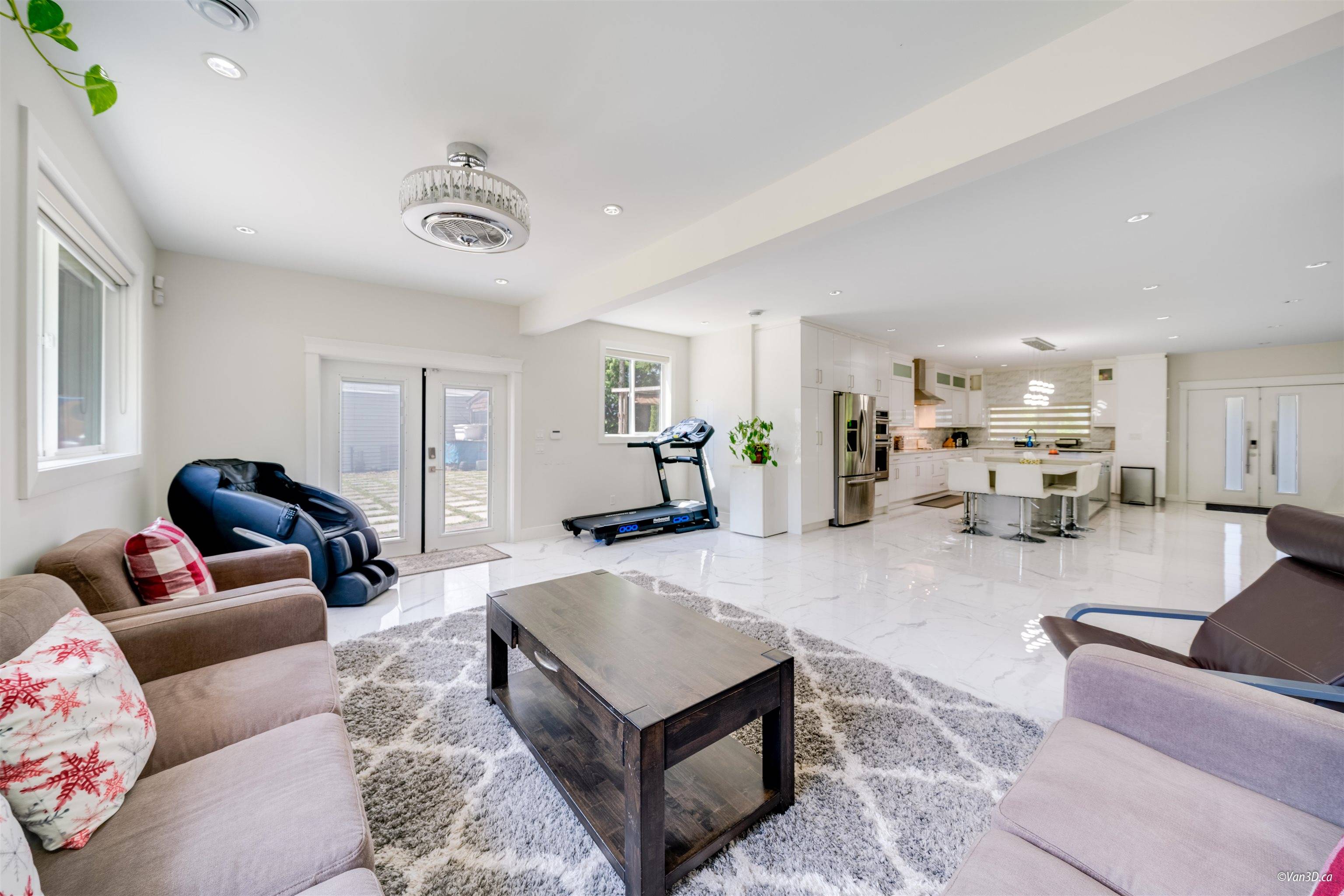 Maple Ridge, BC V4R 2P7,22288 136 AVE