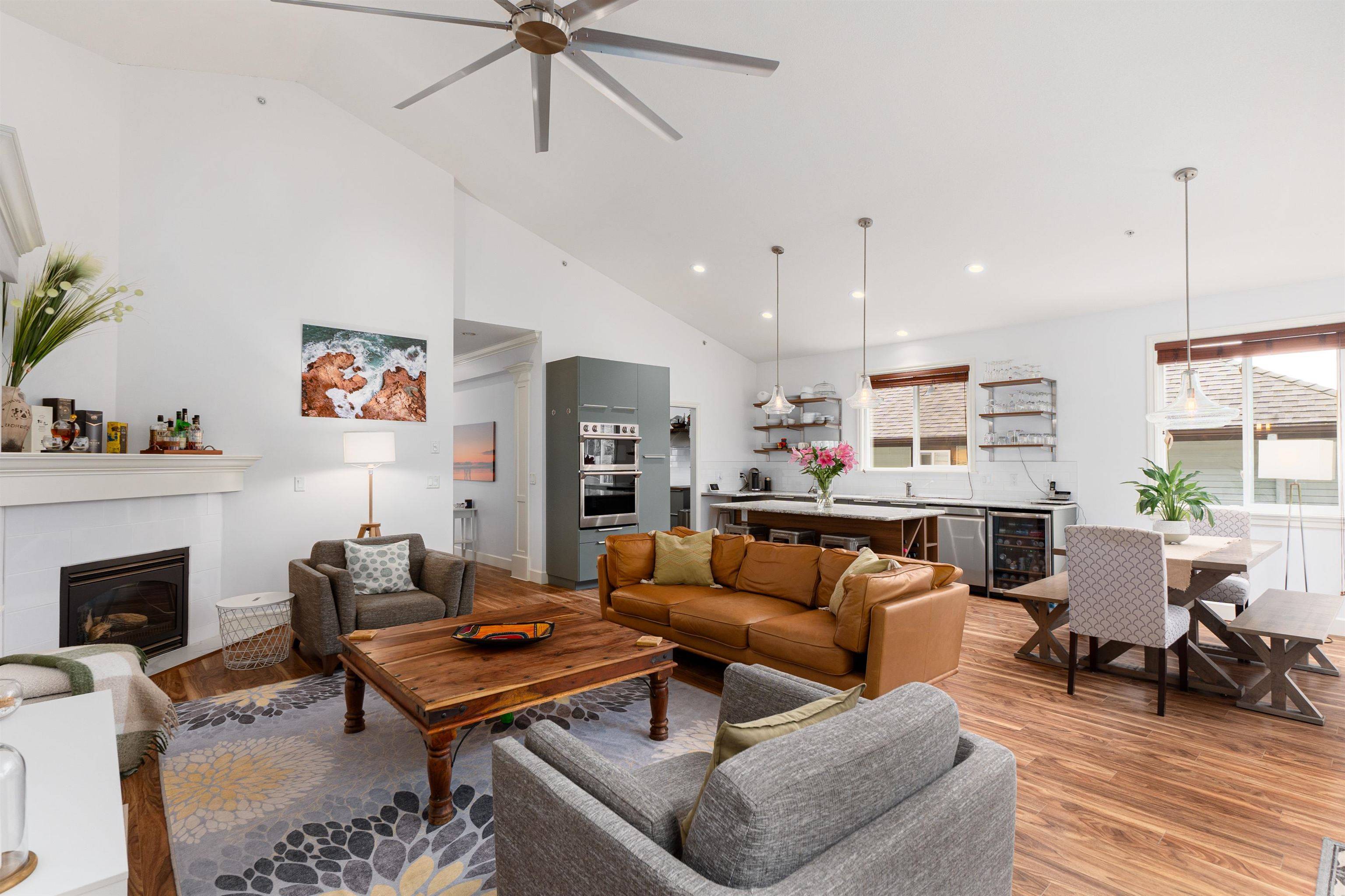 Maple Ridge, BC V4R 0A4,13451 240 ST