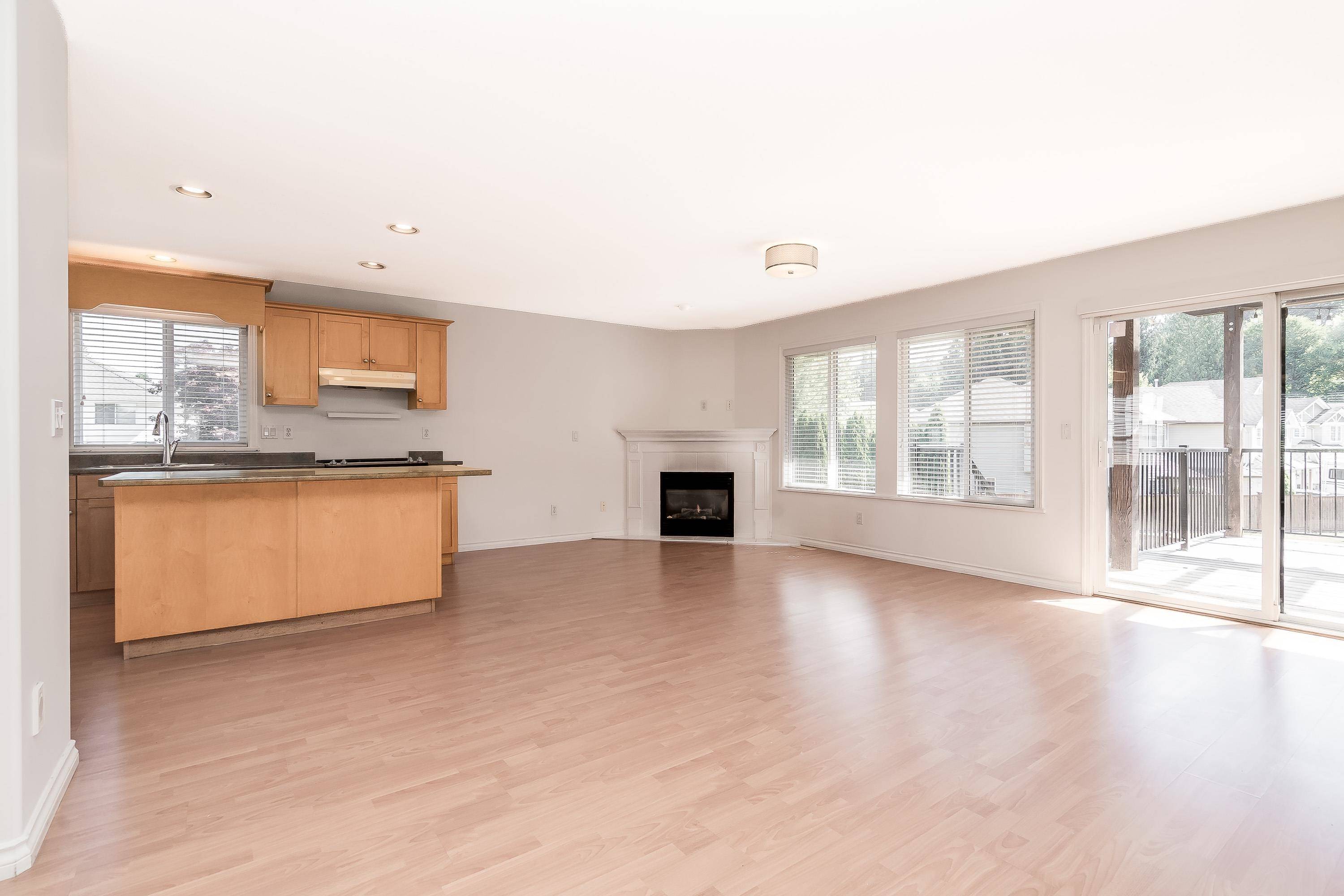 Abbotsford, BC V3G 3A6,4076 Channel ST