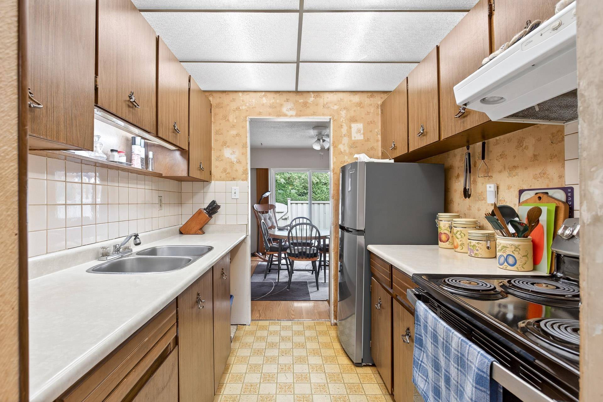 Port Coquitlam, BC V3B 5B6,3046 Coast Meridian RD #7