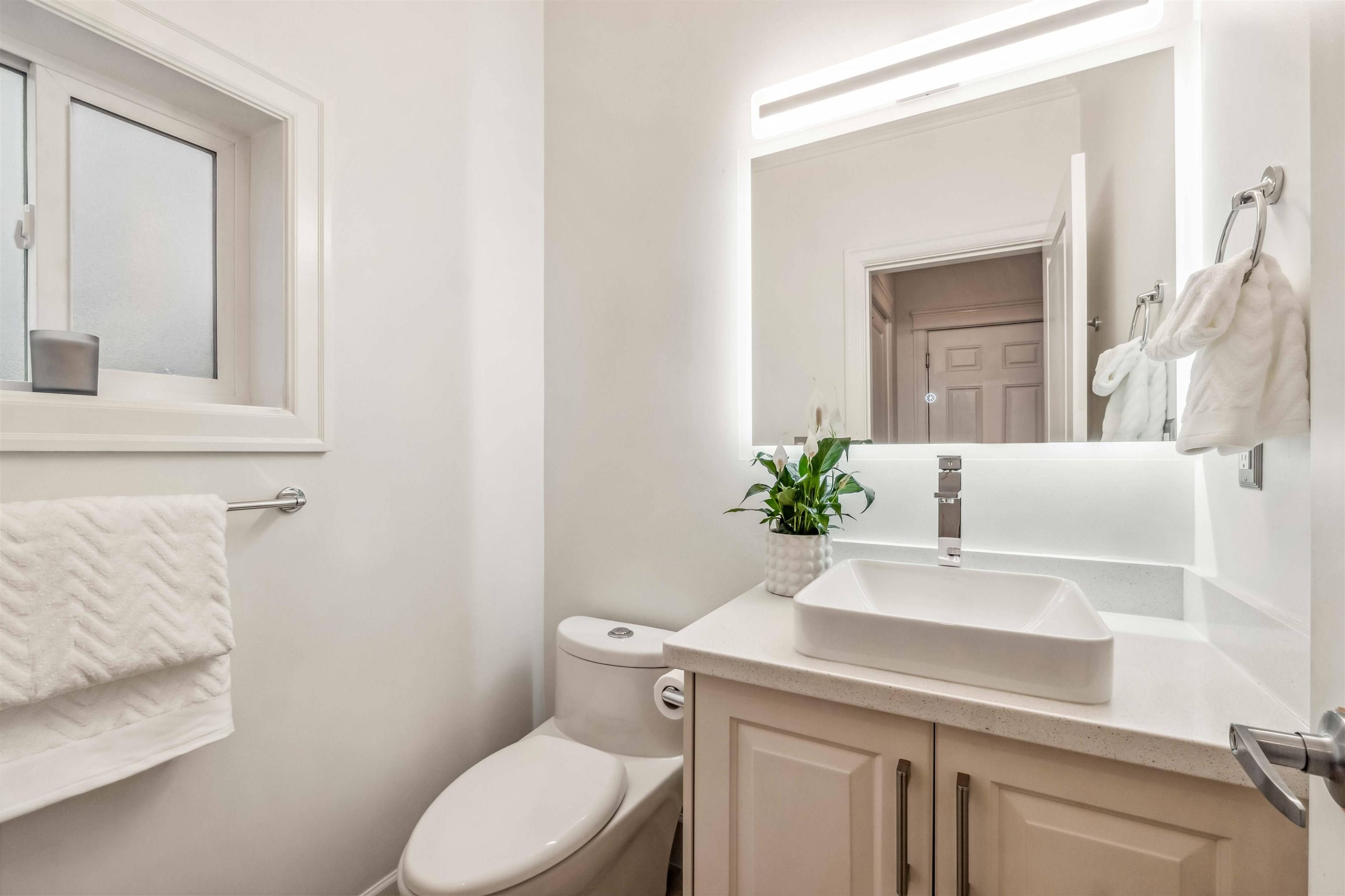 Langley, BC V2Y 0E6,21267 83a AVE #21