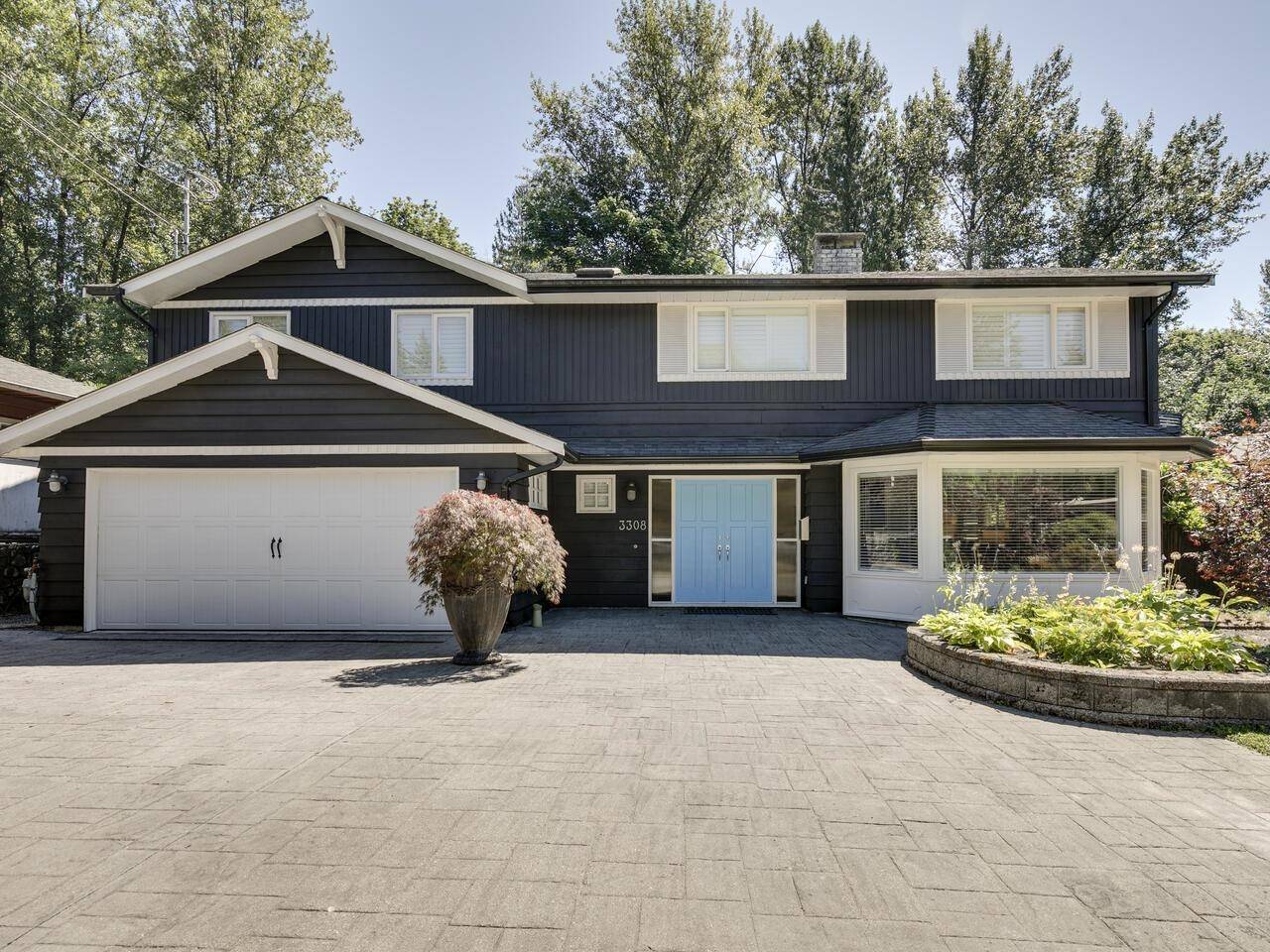 North Vancouver, BC V7R 2W6,3308 Fairmont RD