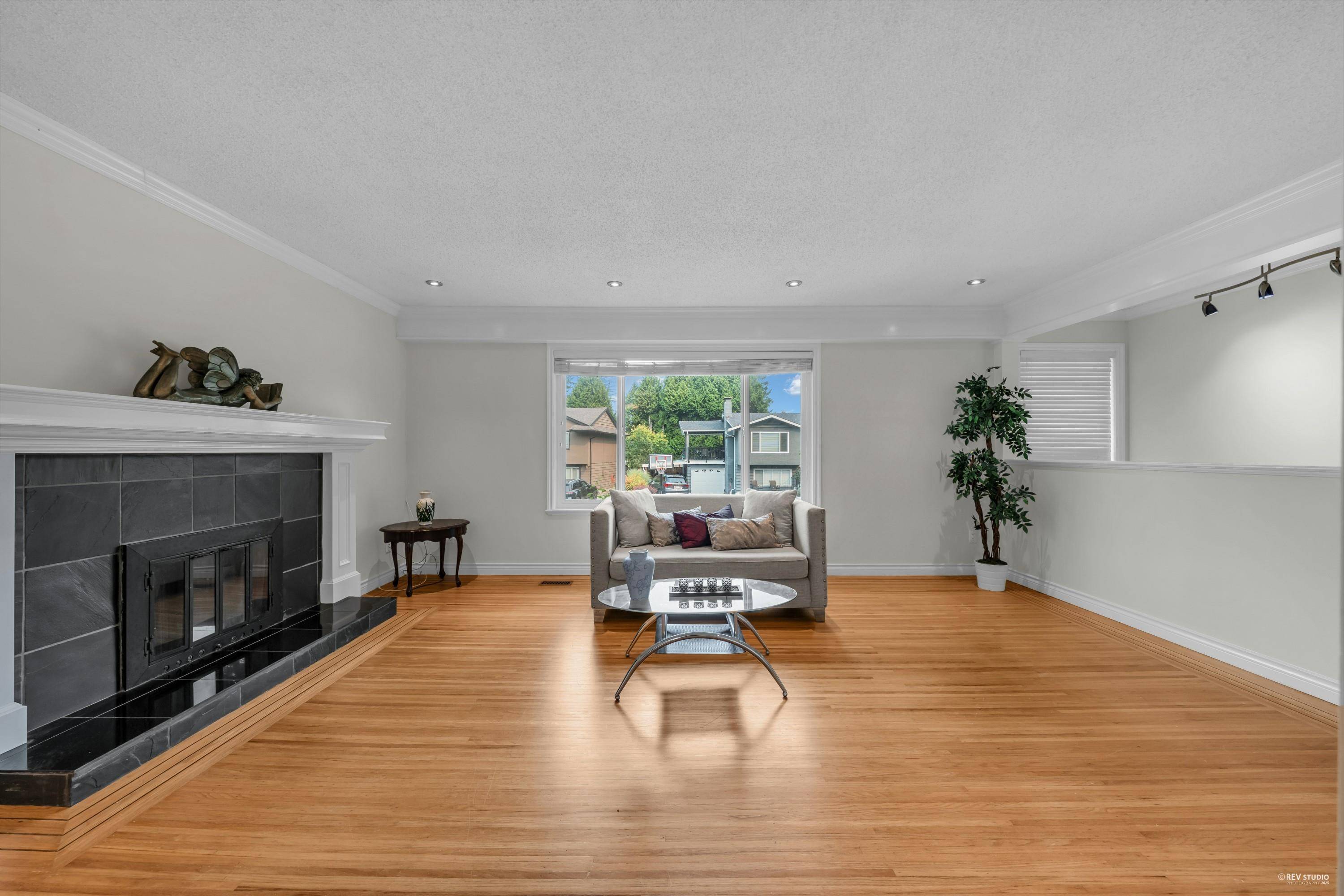 Port Coquitlam, BC V3B 1G3,1226 Barberry DR