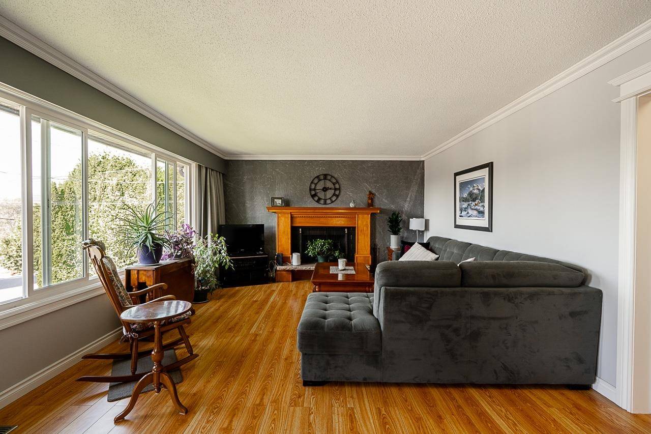 Port Coquitlam, BC V3C 2Y1,1454 June CRES