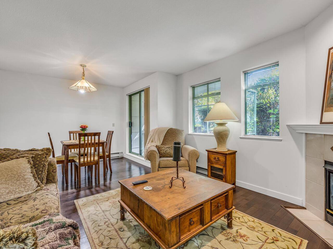 Burnaby, BC V3N 4W5,6735 Station Hill CT #204