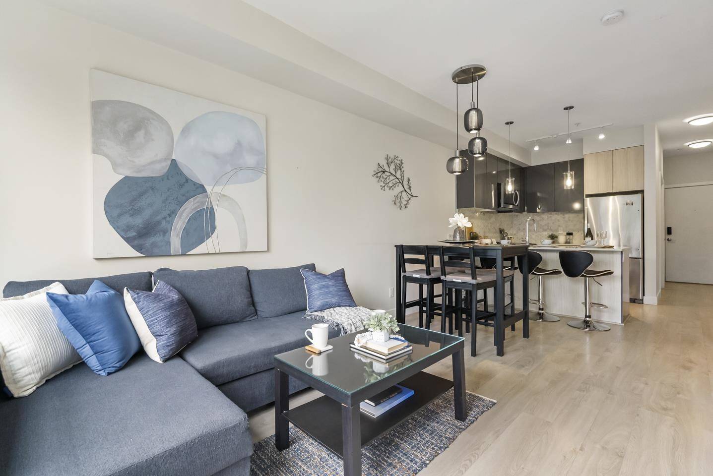 Surrey, BC V4N 6R5,6438 195a ST #105