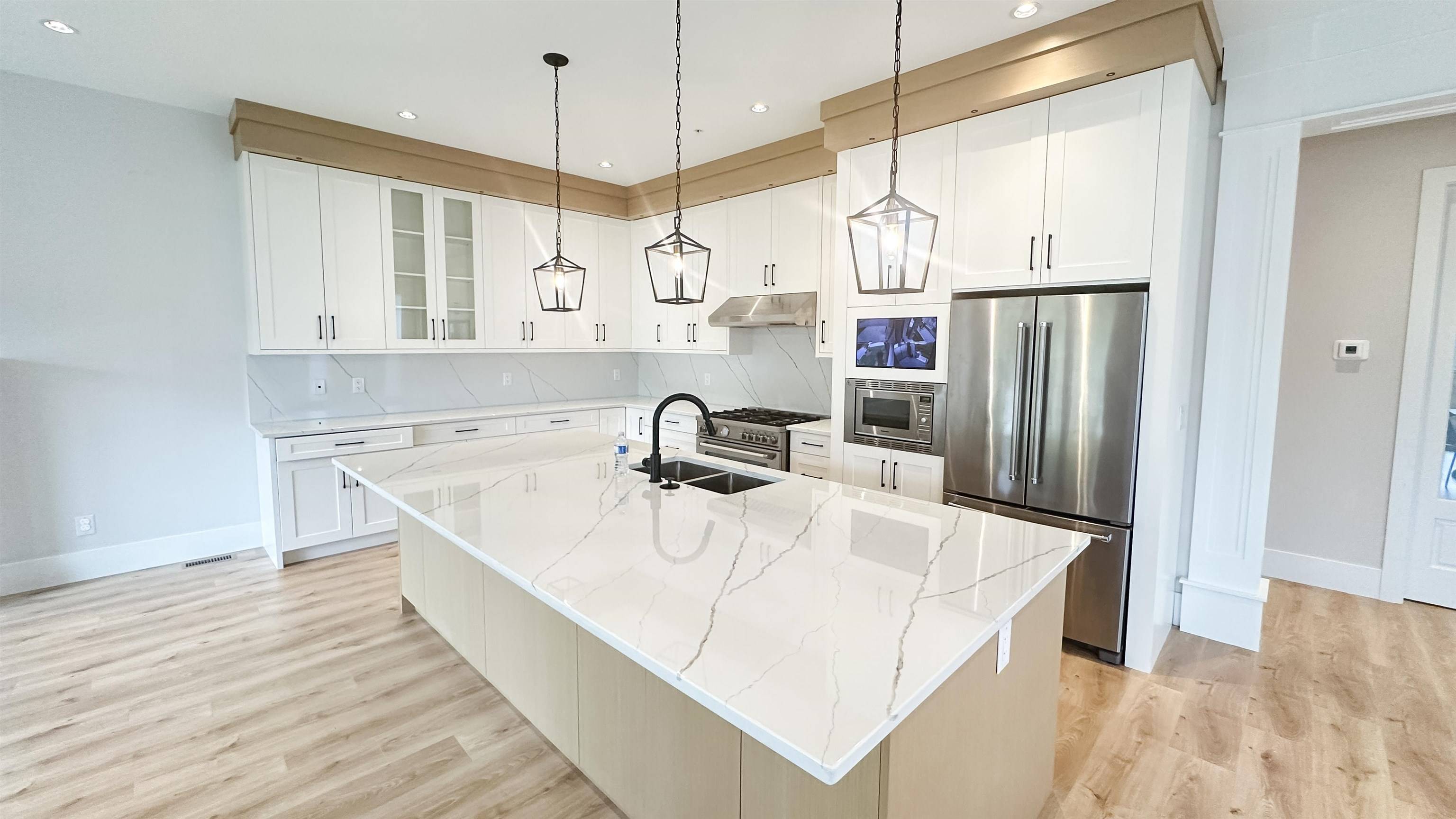 Maple Ridge, BC V2W 1H5,11176 243b ST