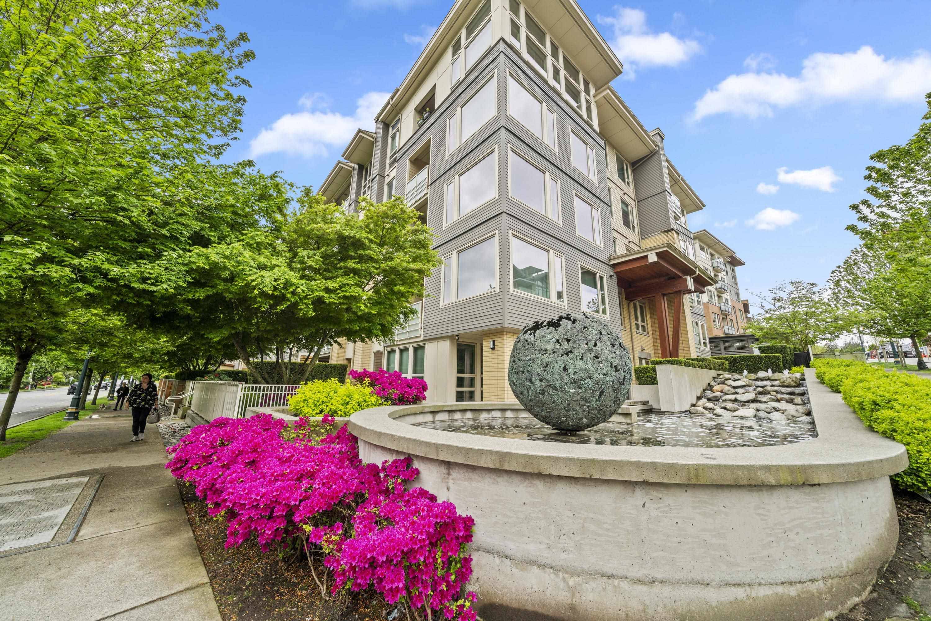 North Vancouver, BC V7J 0A8,2665 Mountain HWY #101