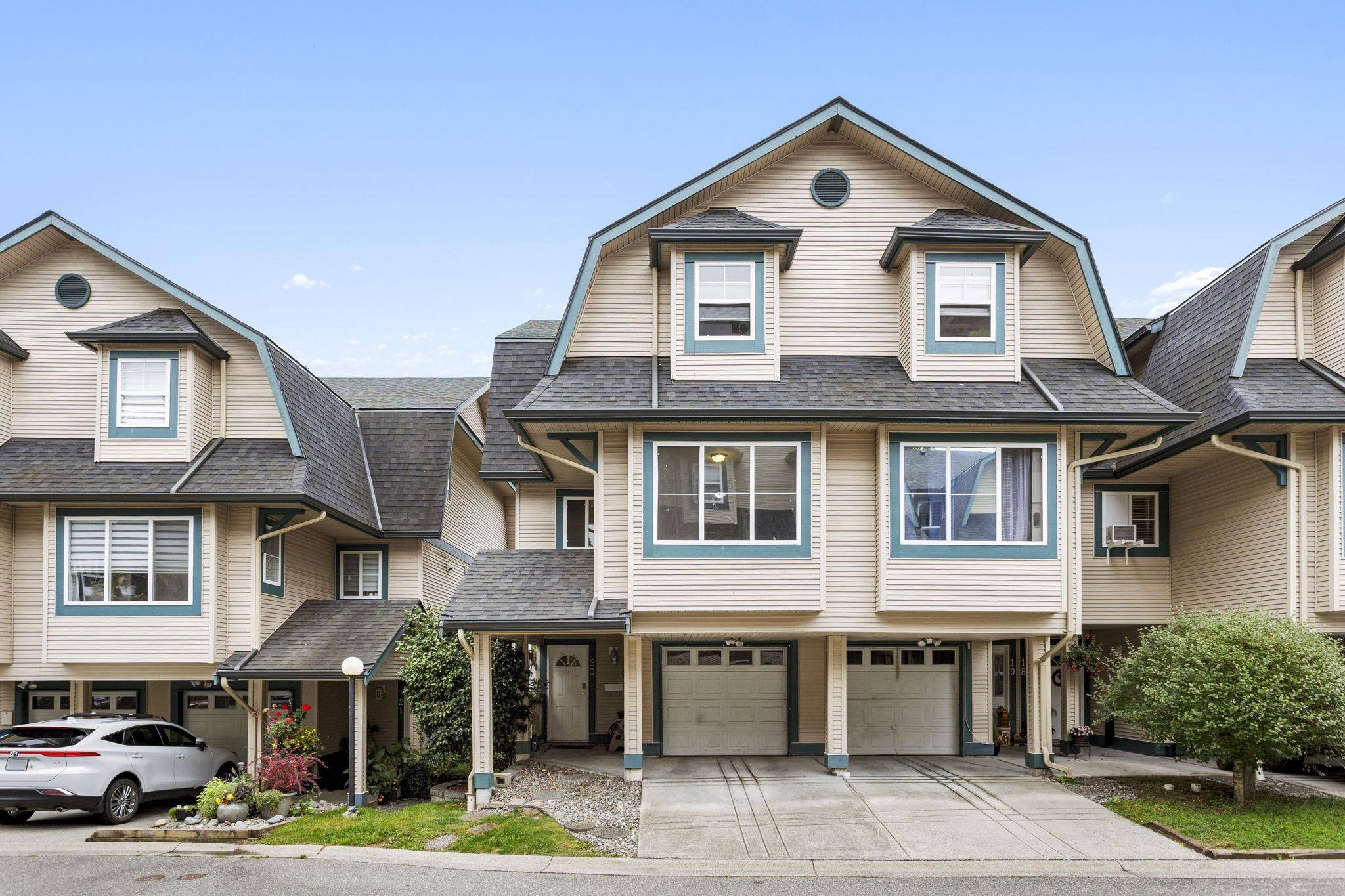 Maple Ridge, BC V2W 1V5,11165 Gilker Hill RD #20