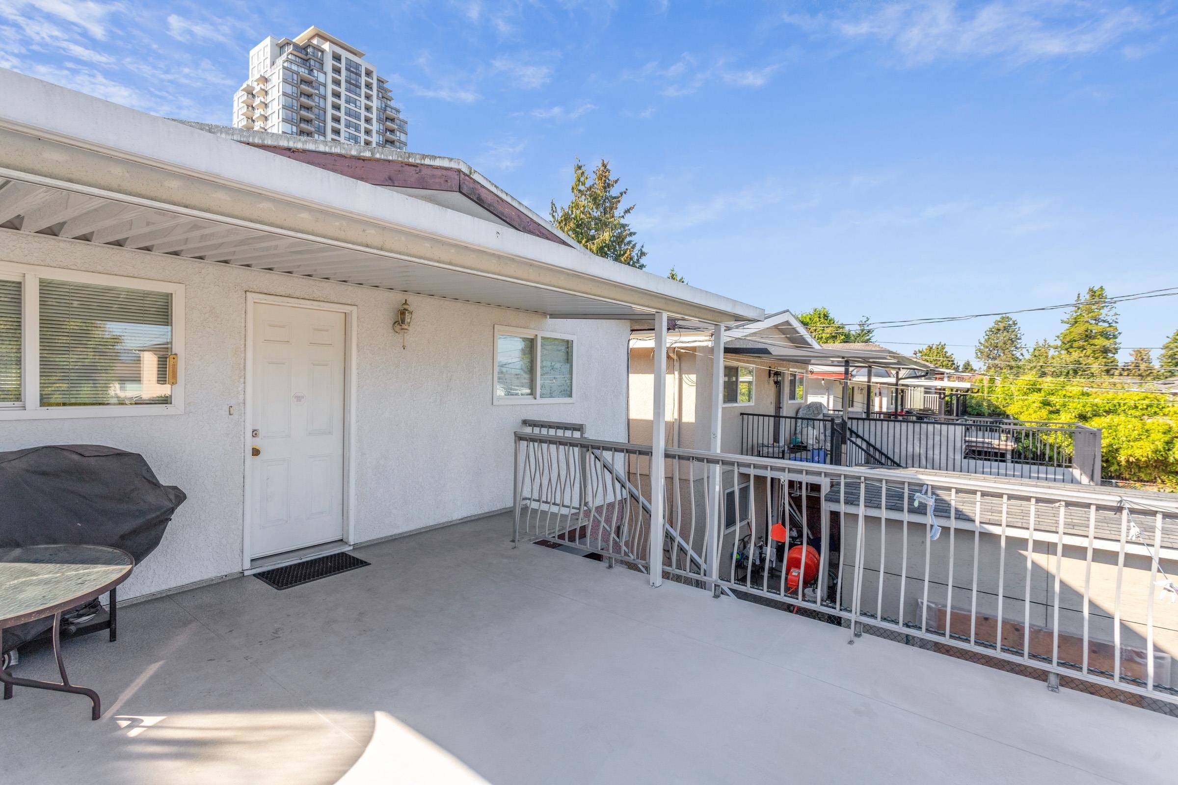 Burnaby, BC V5E 1K7,7141 Elwell ST