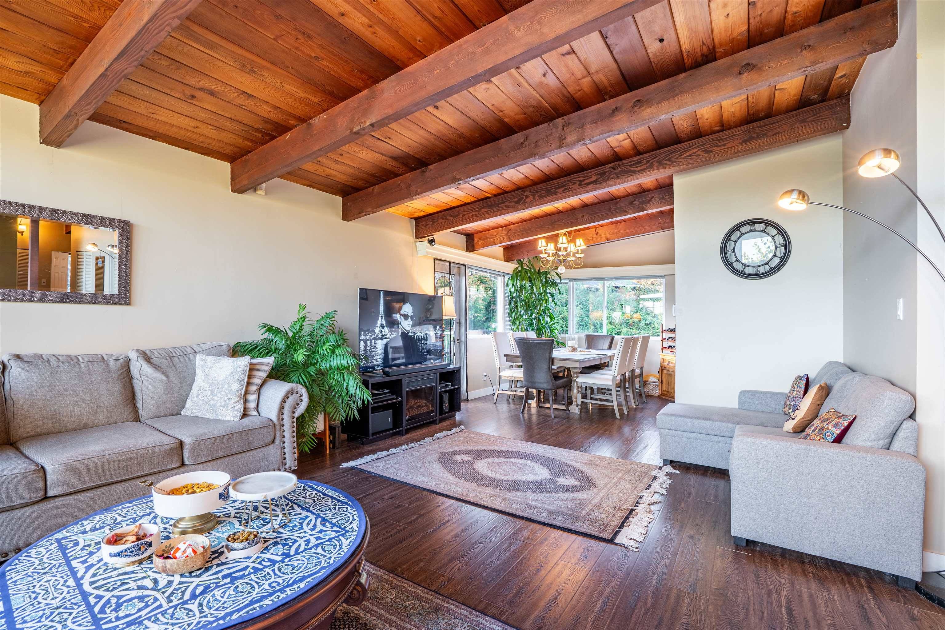 North Vancouver, BC V7N 3A1,622 Croydon PL