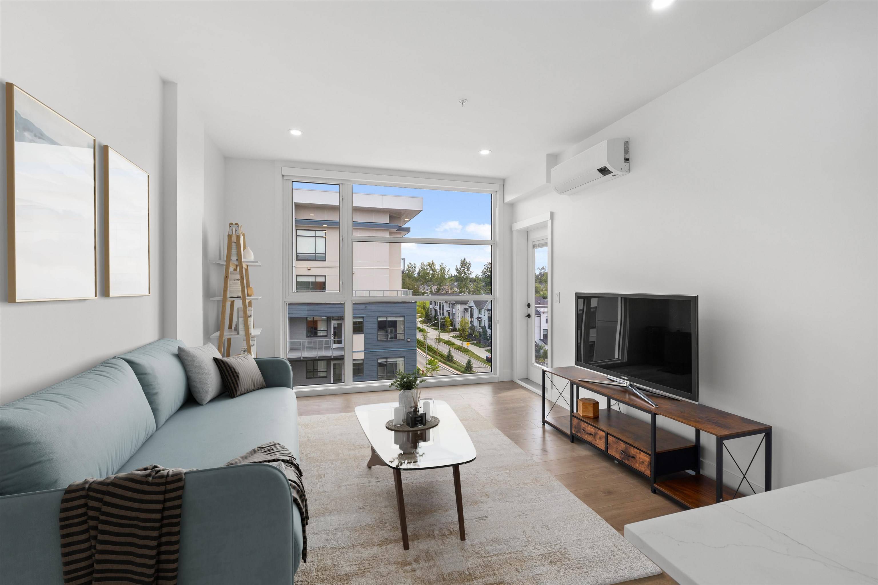 Langley, BC V2Y 3W7,20614 80 AVE #403